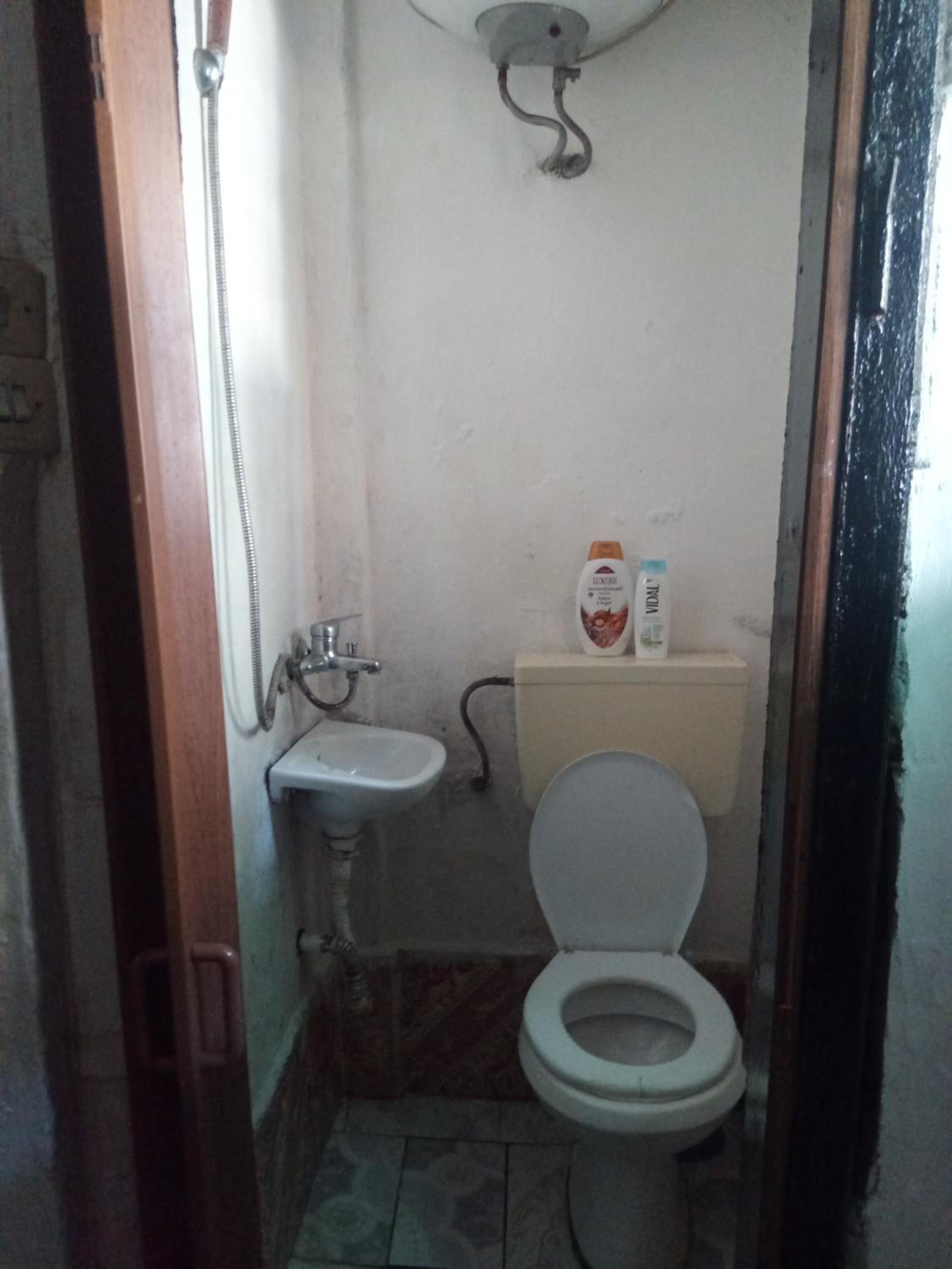 Private Studio 17