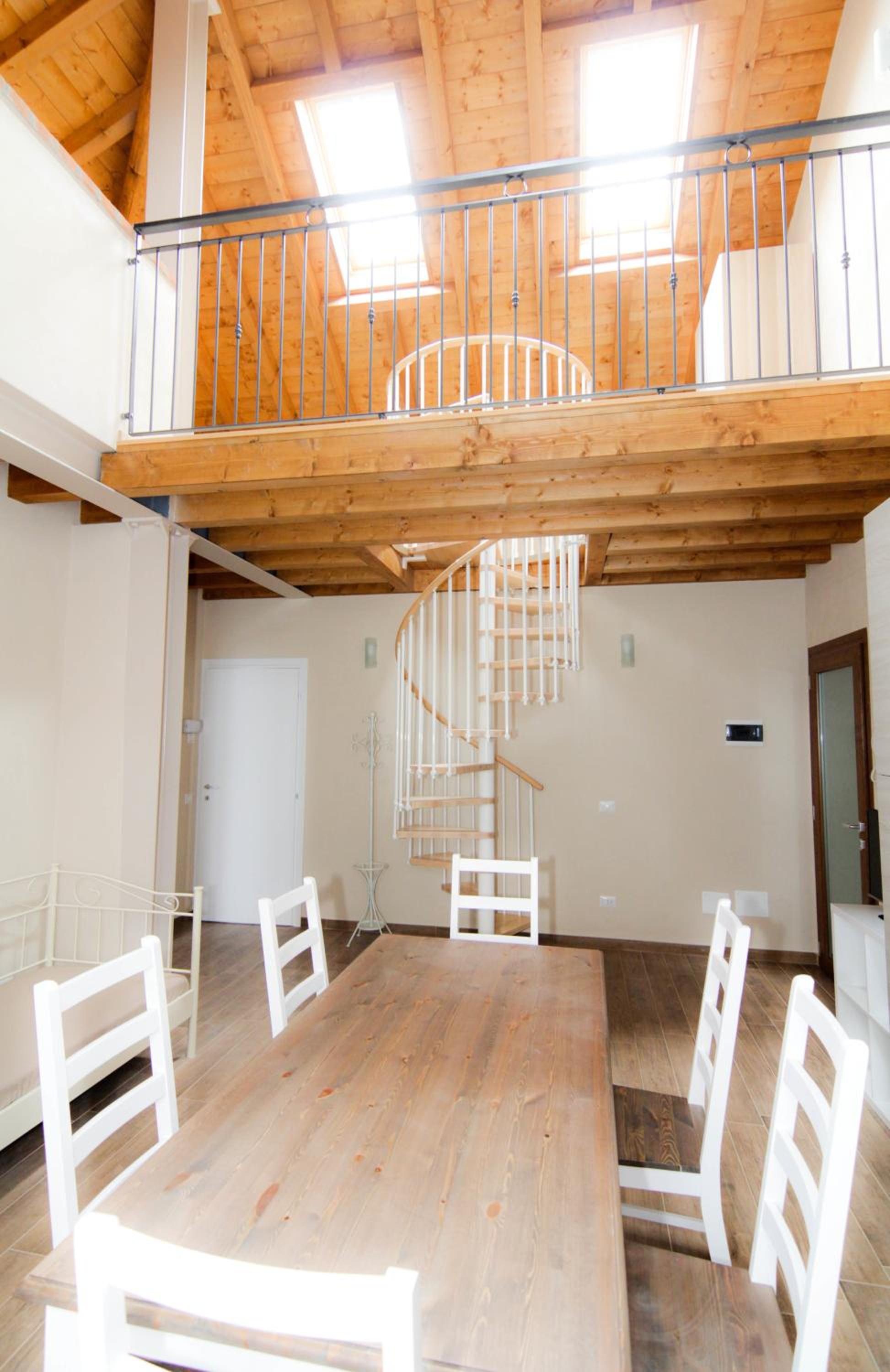 Photo 48