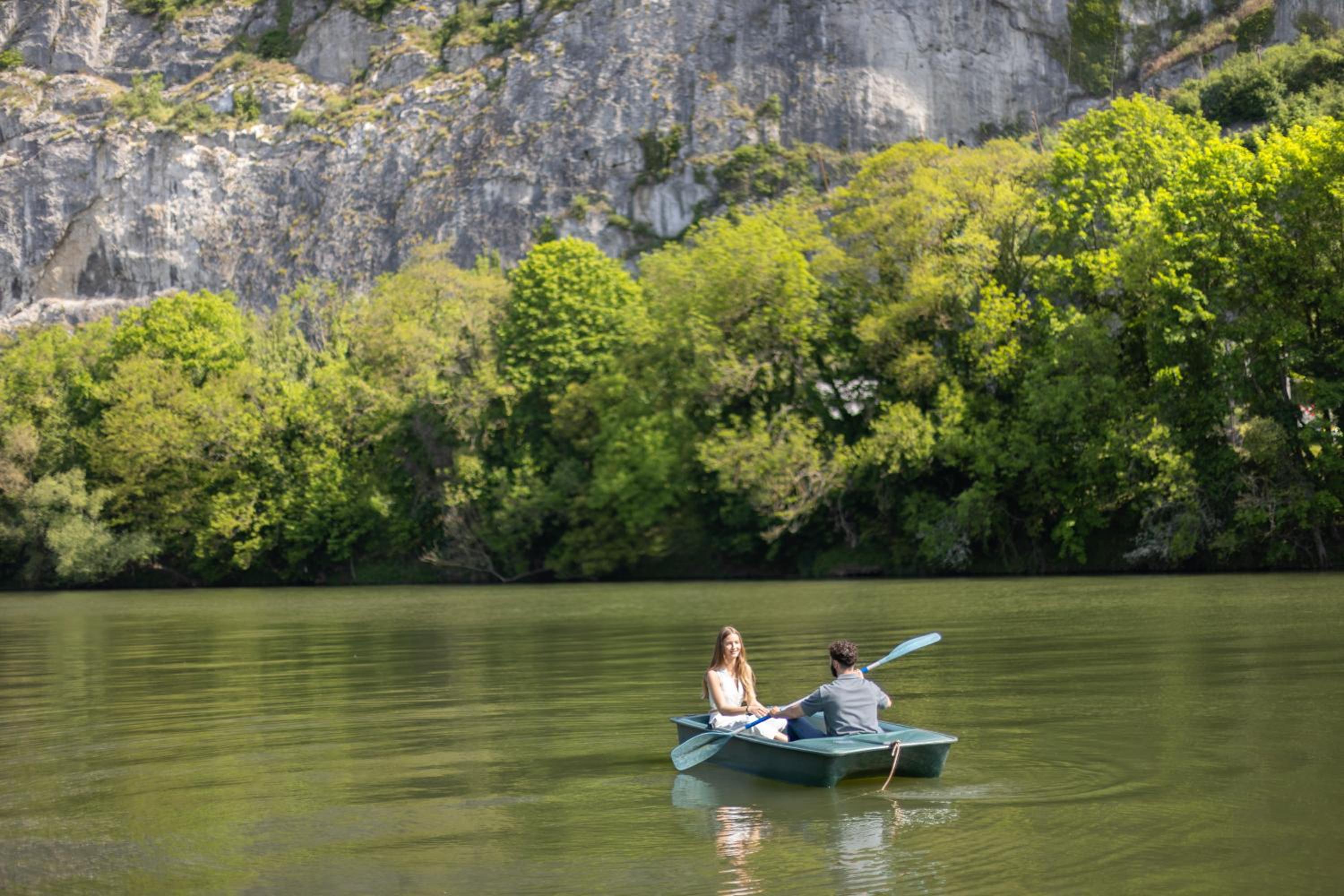 Plaisances, les plaisirs du bord de Meuse - Chambre d'hôtes avec baignoire spa