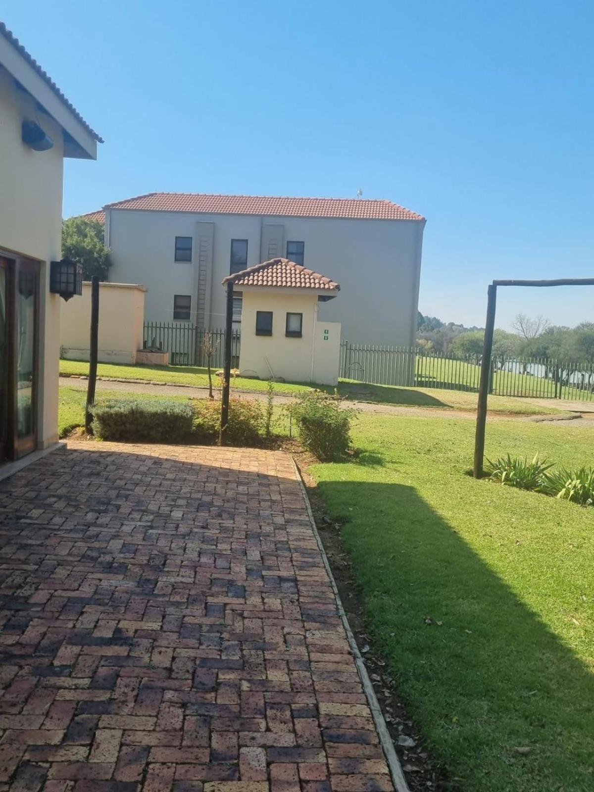 Emufuleni river logde