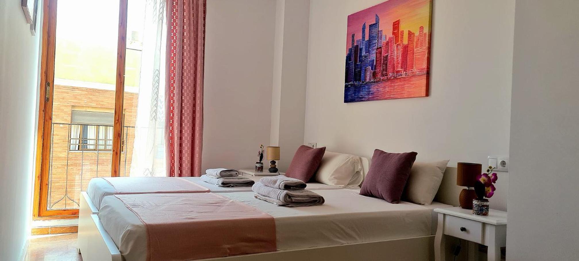 Aparthotel Mediterráneo by NeoHotels-Centro 8 min by Metro