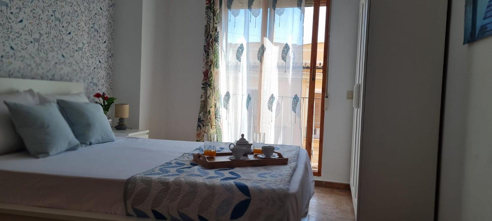 Aparthotel Mediterráneo by NeoHotels-Centro 8 min by Metro