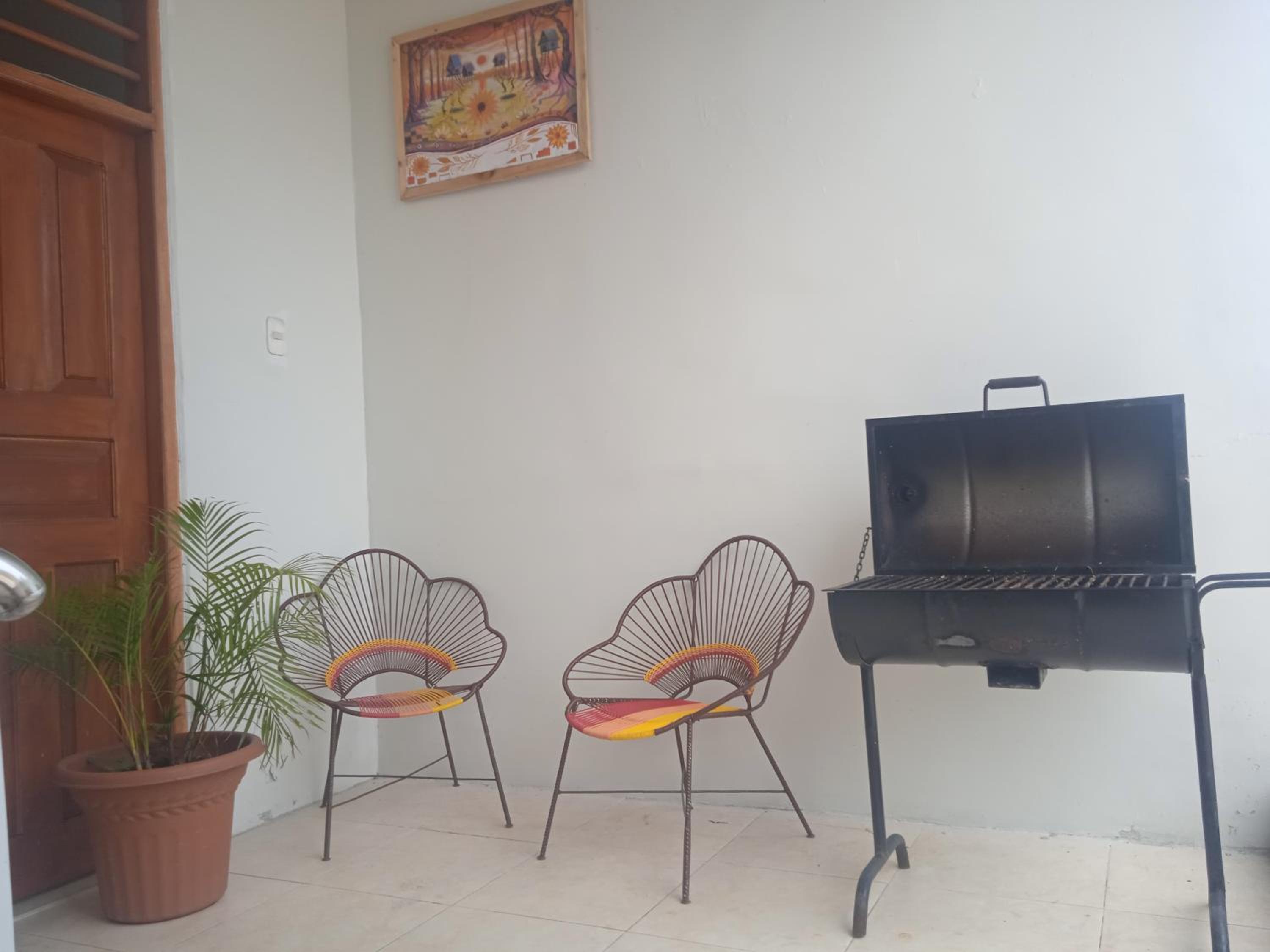 Photo 8