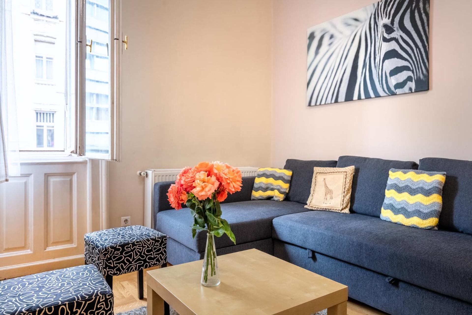ORANGEHOMES Kalvin Sq 2 bedroom apartment view 2
