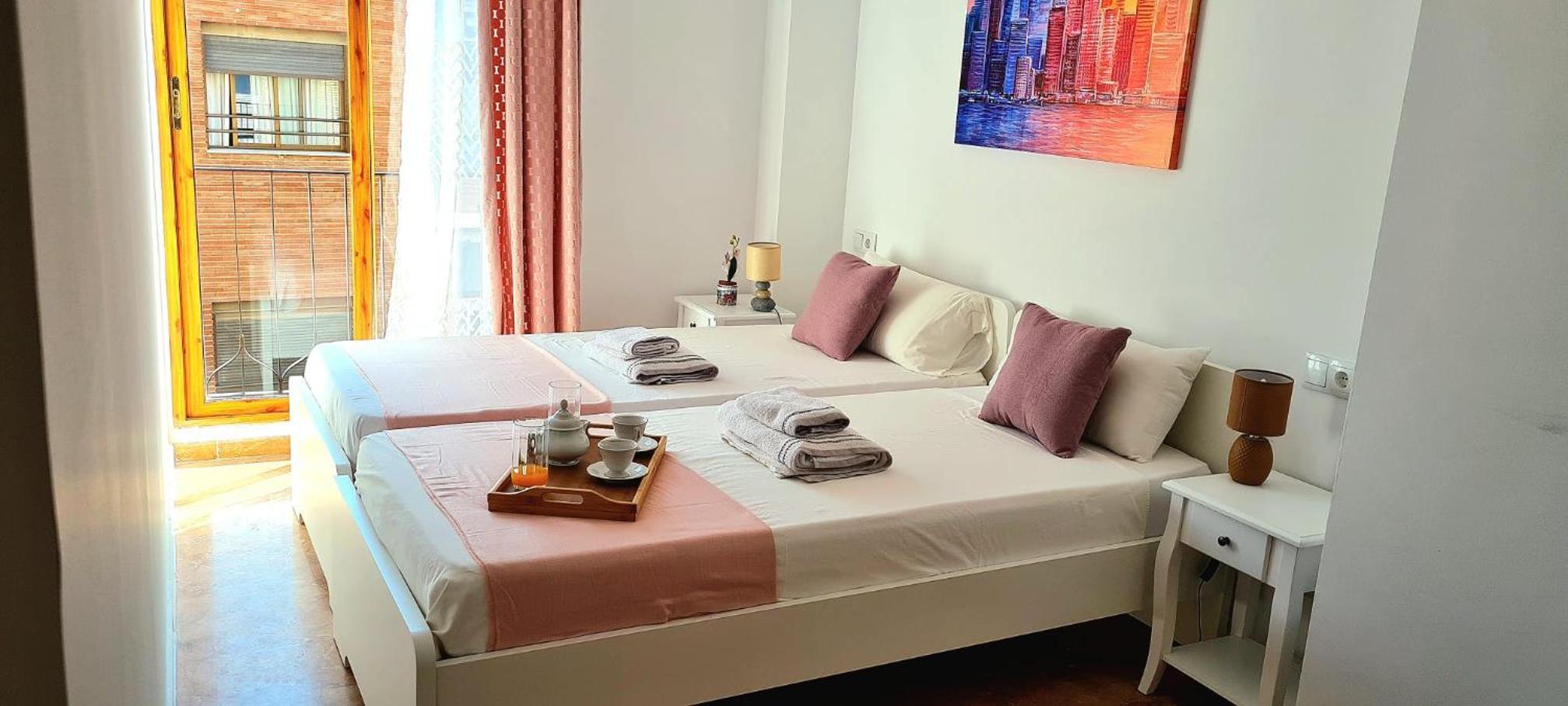 Aparthotel Mediterráneo by NeoHotels-Centro 8 min by Metro