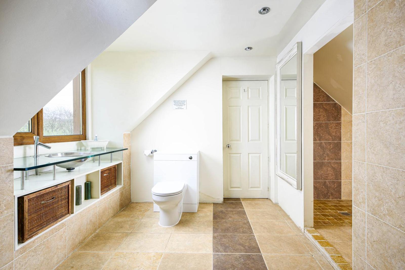 The West Barn near Bath, sleeps 24 and 2 hot tubs
