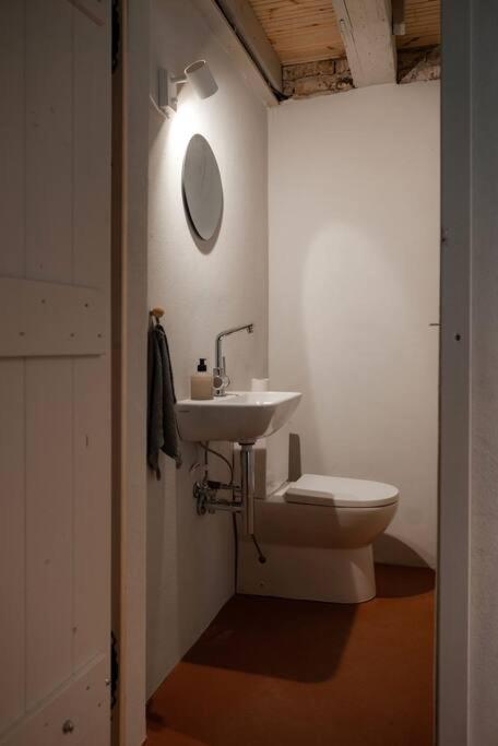 Photo 37