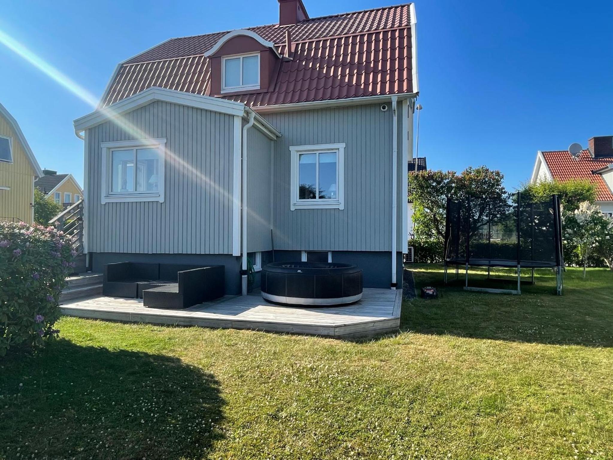 Villa Rydholm 15 minutes from Gothenburg Center view 4