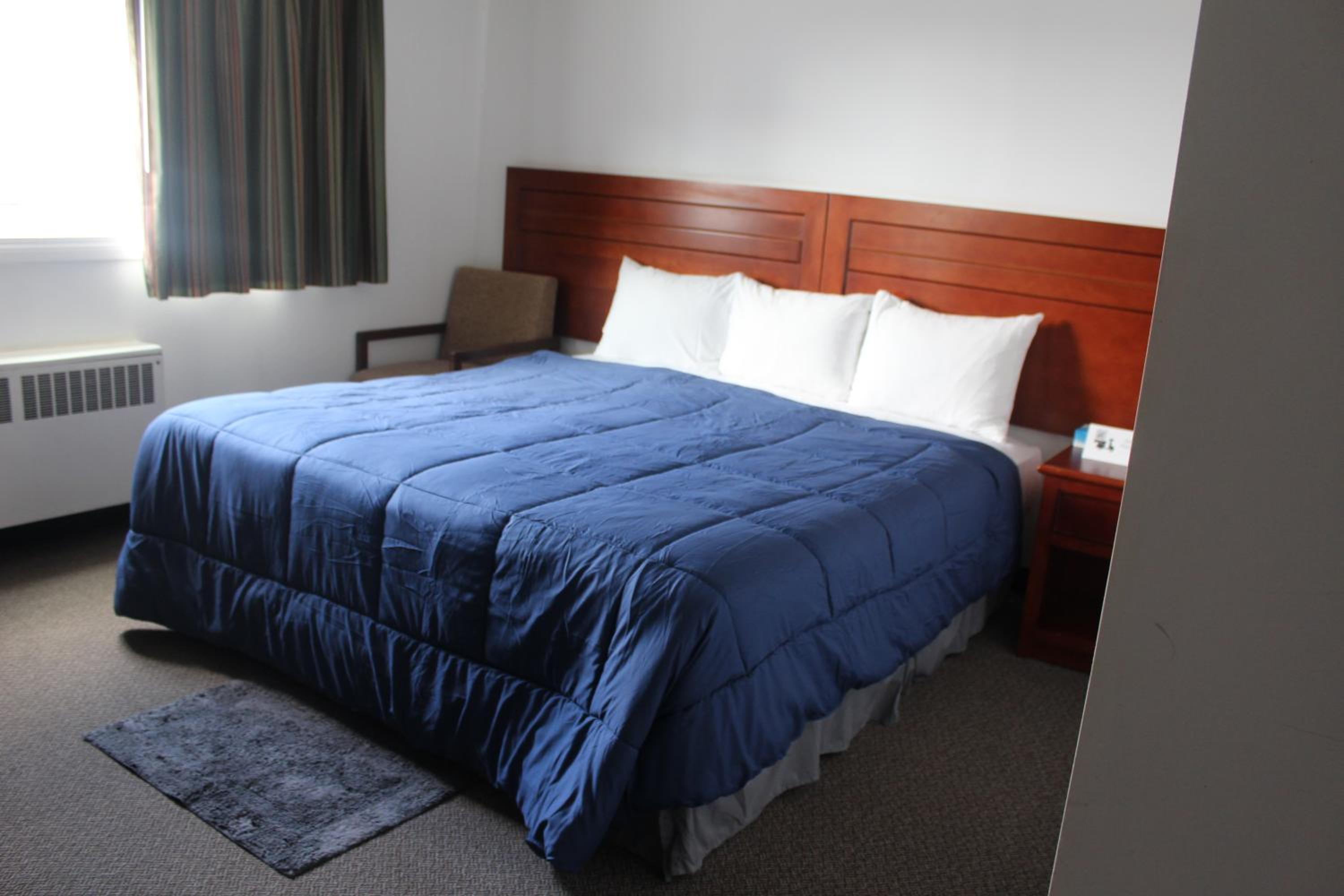 Esterhazy Motor Hotel