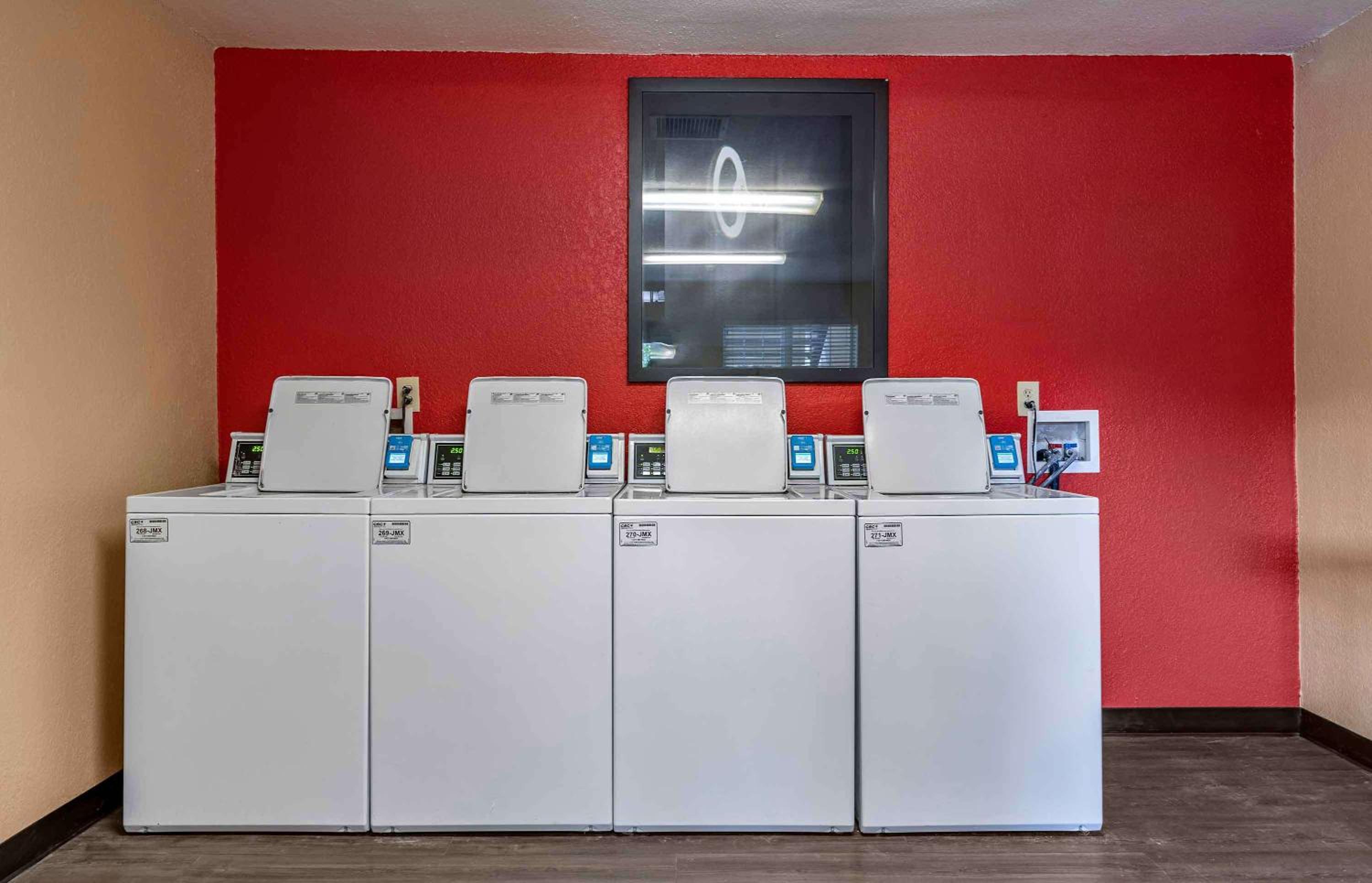 Lexington Vacations - Extended Stay America Suites - Lexington - Nicholasville Road - Property Image 13