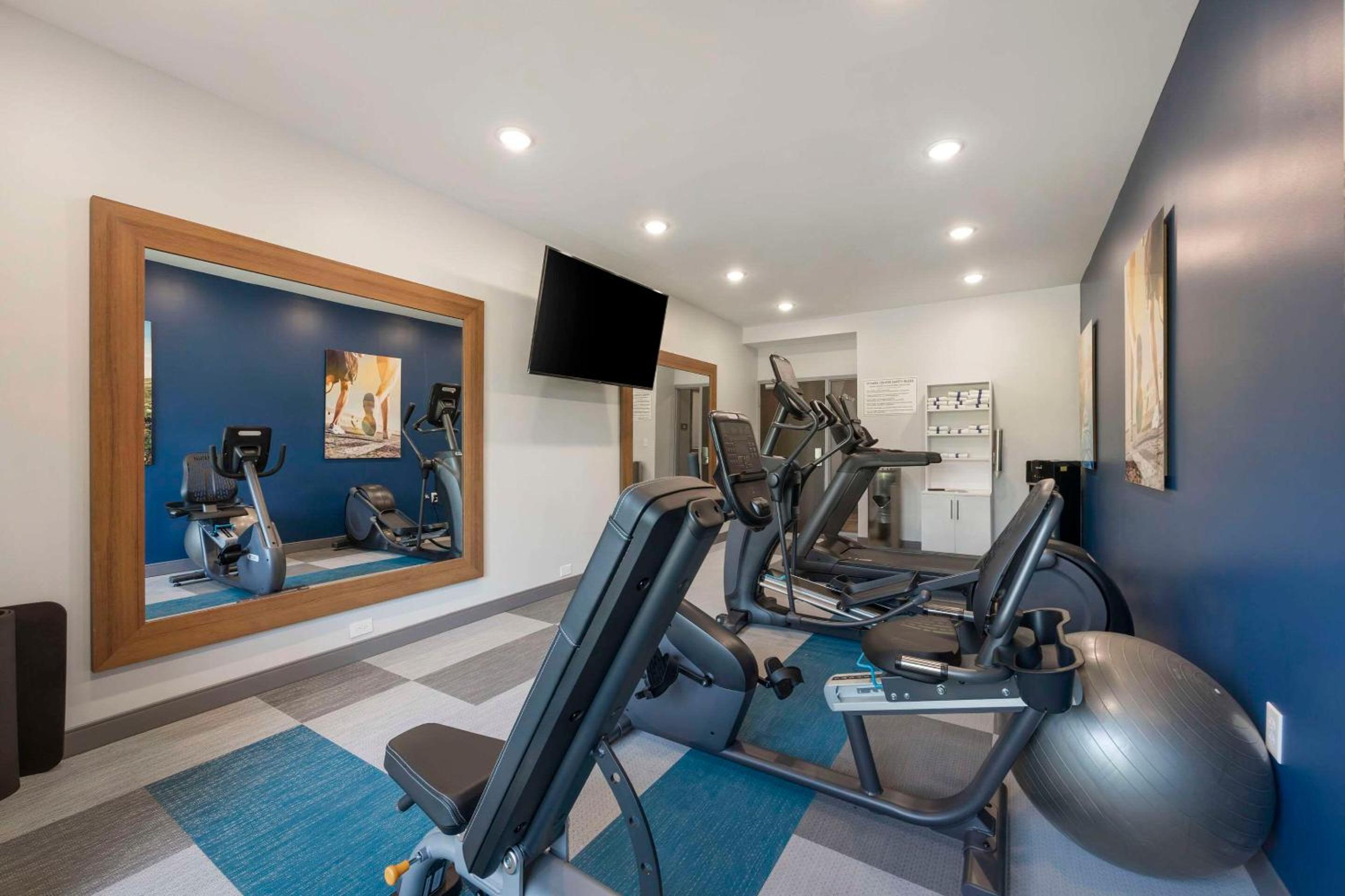 Comfort Inn Suites Gallatin - Nashville Metro - Property Image 18