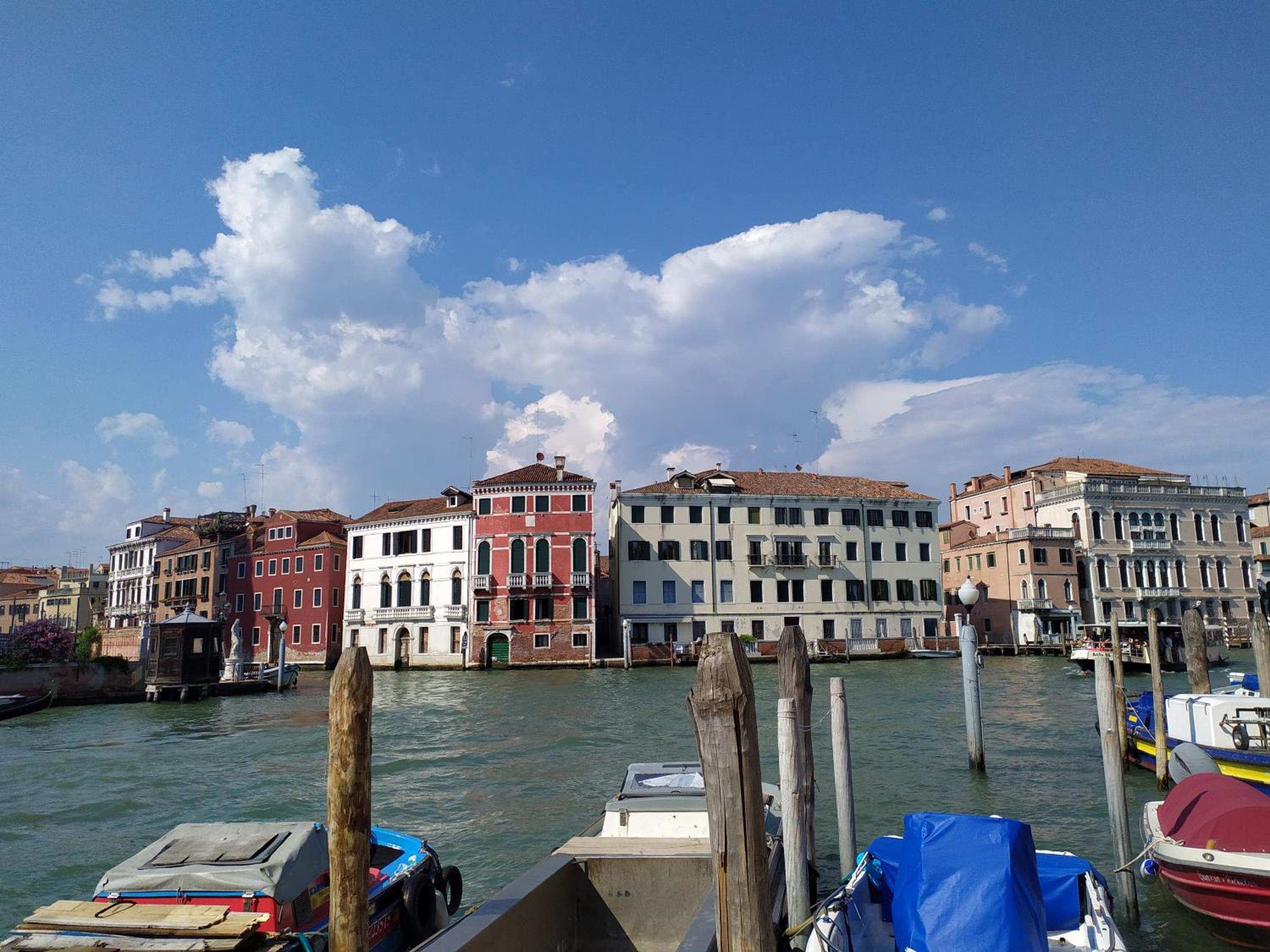 Zen Accommodations Grand Canal