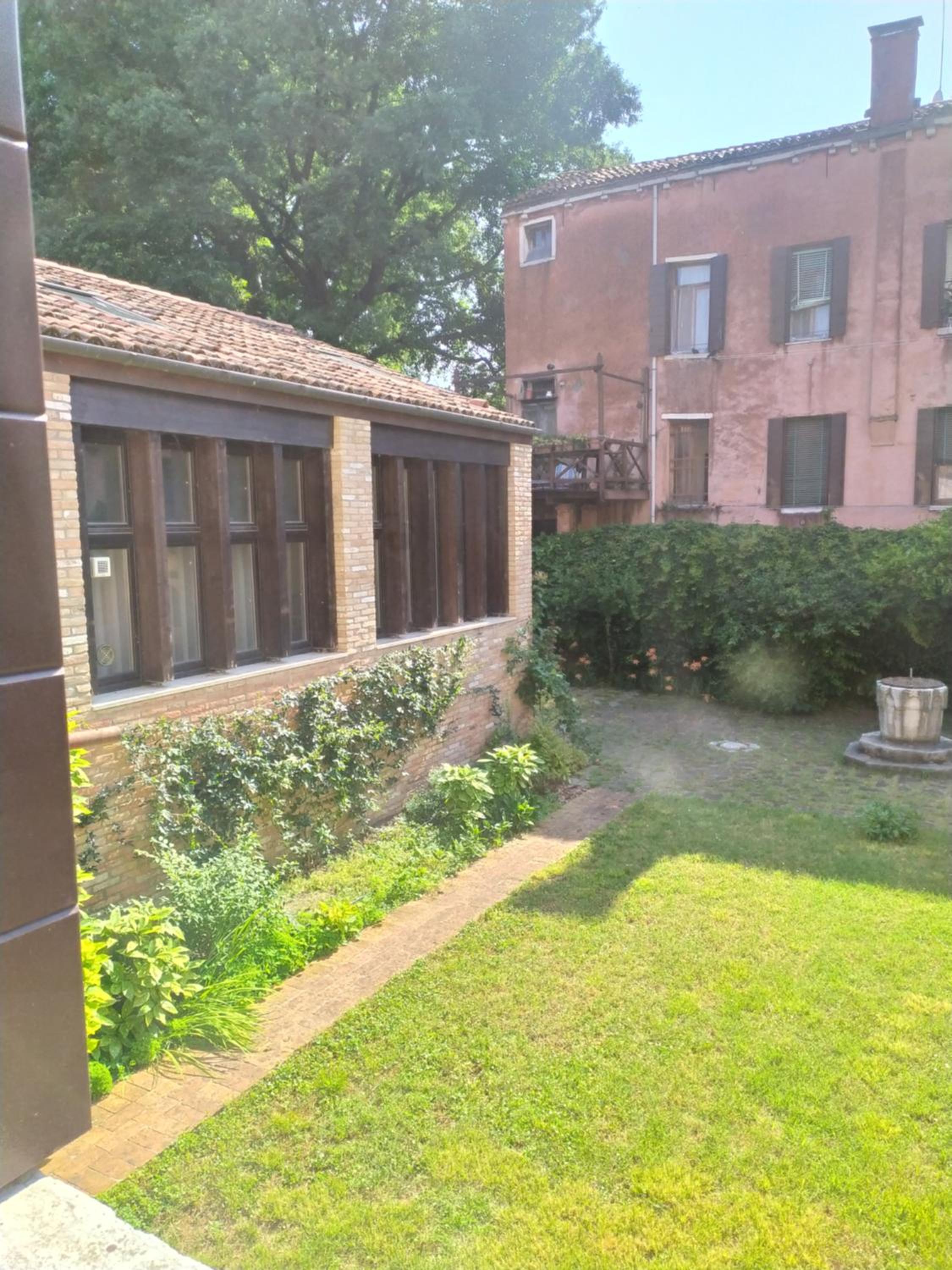 Zen Accommodations Grand Canal