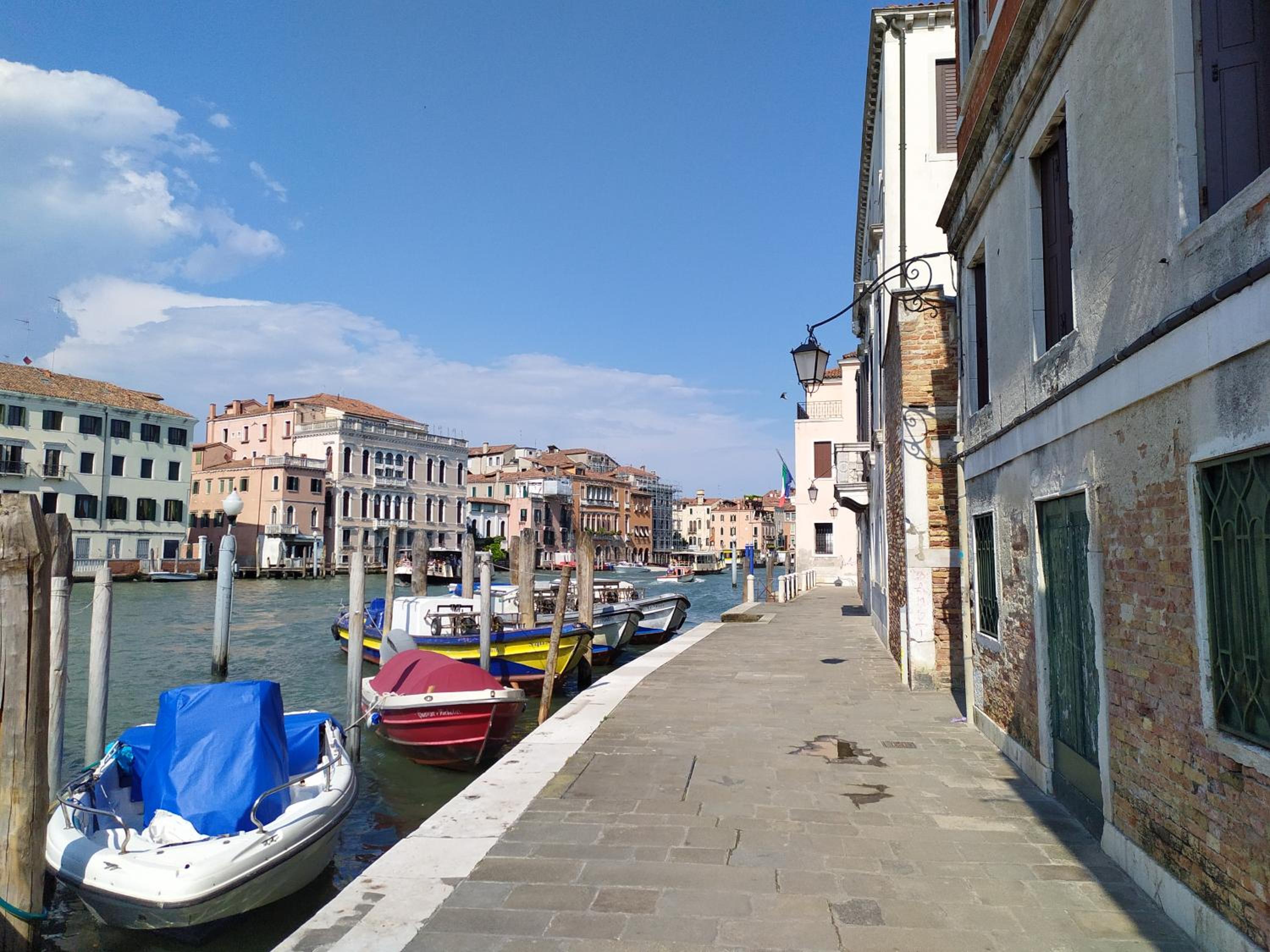 Zen Accommodations Grand Canal