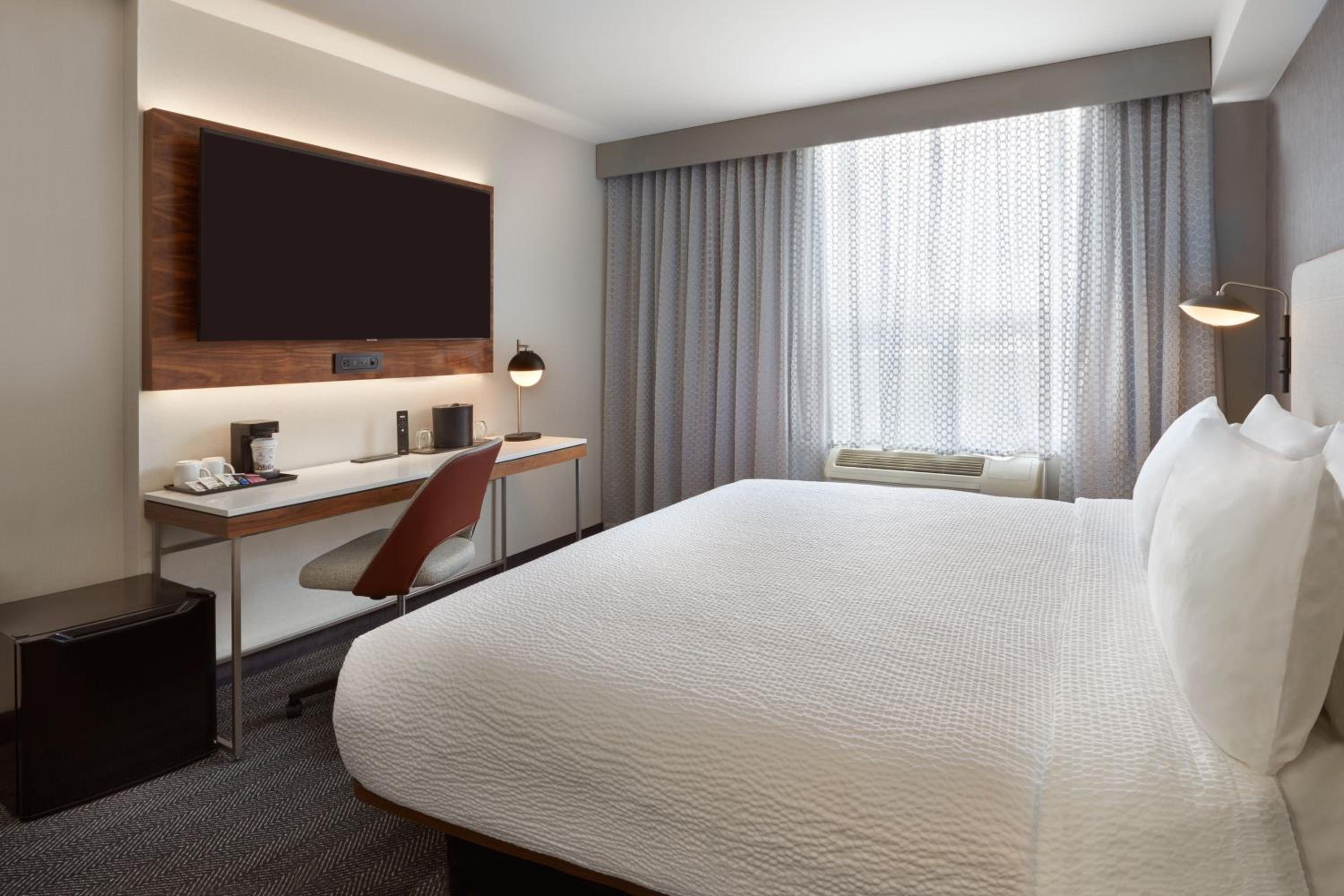 Kitchener Vacations - Courtyard by Marriott Kitchener - Property Image 12