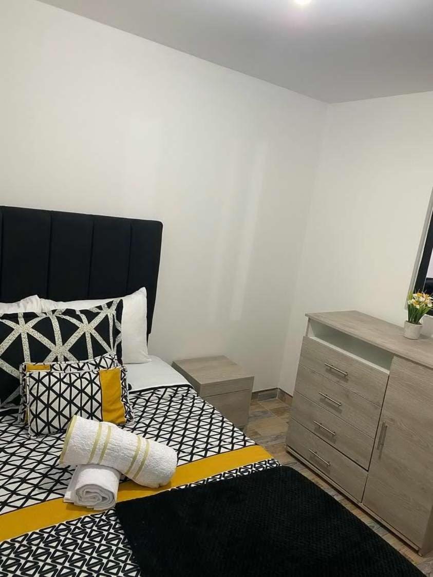 Hotel Amatista-Cerca al Aeropuerto