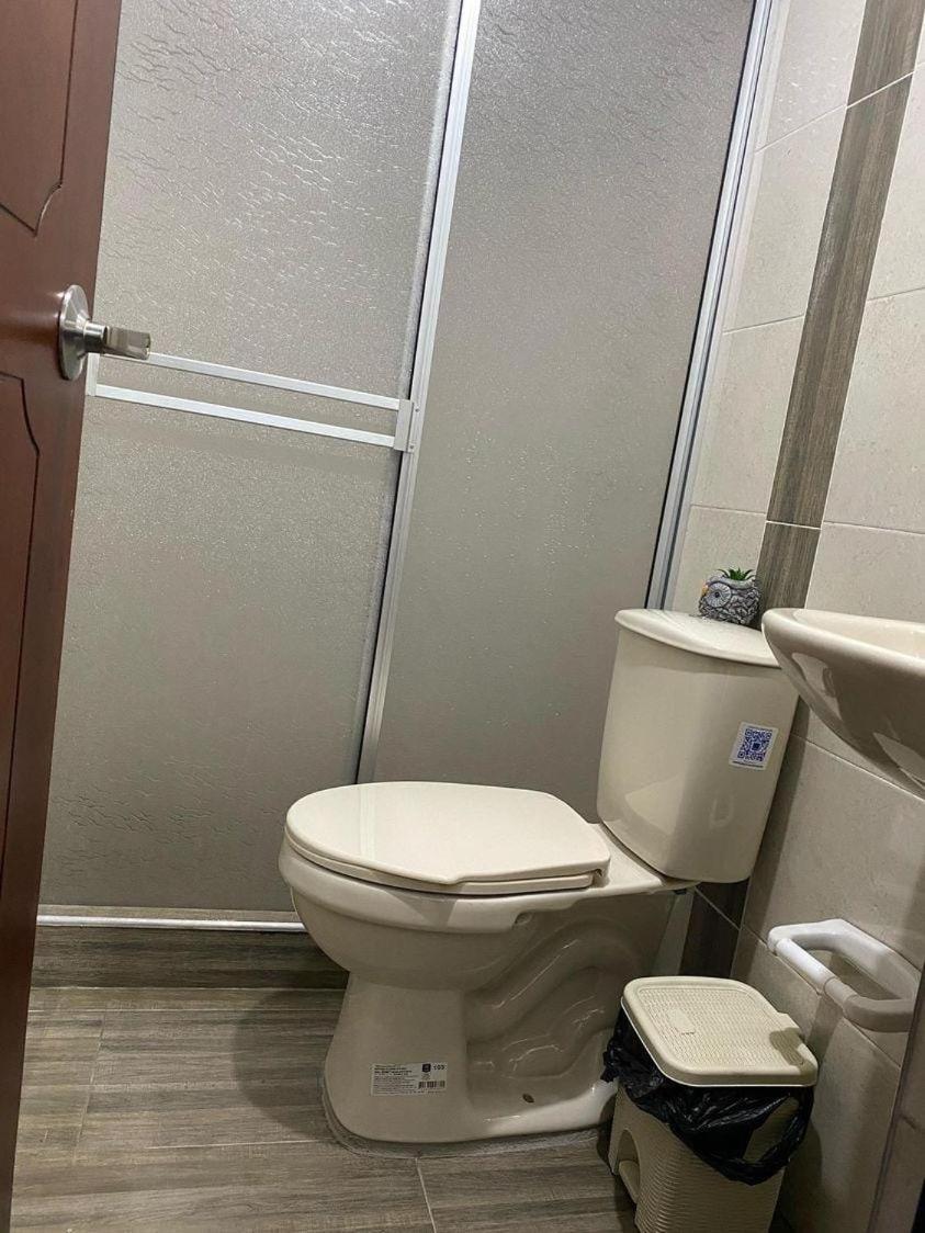 Hotel Amatista-Cerca al Aeropuerto
