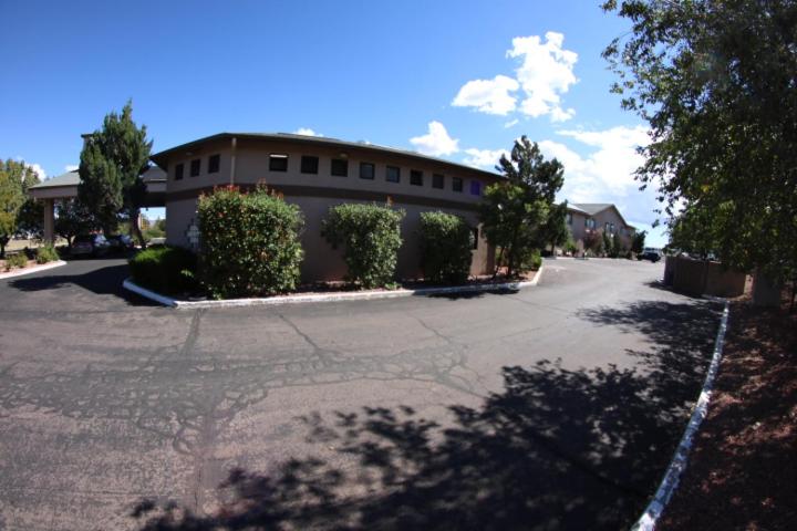 Prescott Valley Vacations - Americas Best Value Inn Prescott Valley - Property Image 3