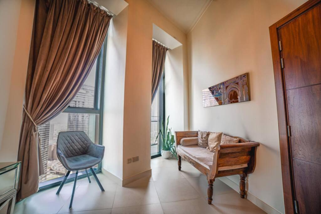 FIRST CLASS 2BR with full DUBAI SKYLINE & SEA view
