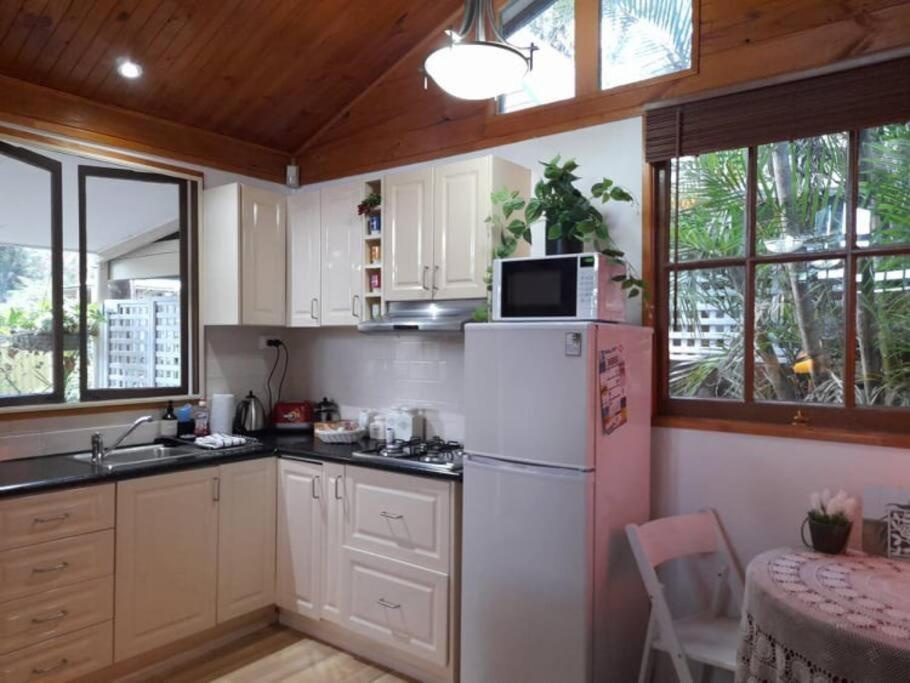 Quirky Cottage in Centre of Maleny, Walk Everywhere