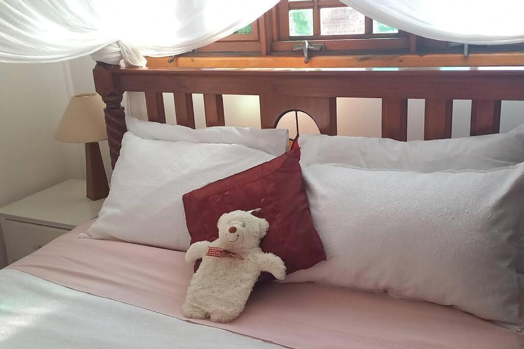 Quirky Cottage in Centre of Maleny, Walk Everywhere
