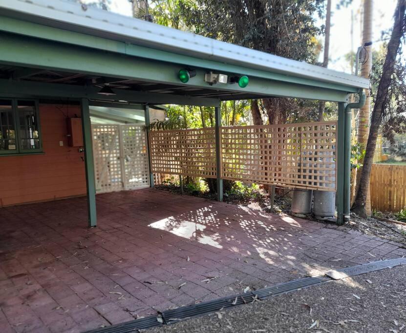 Quirky Cottage in Centre of Maleny, Walk Everywhere