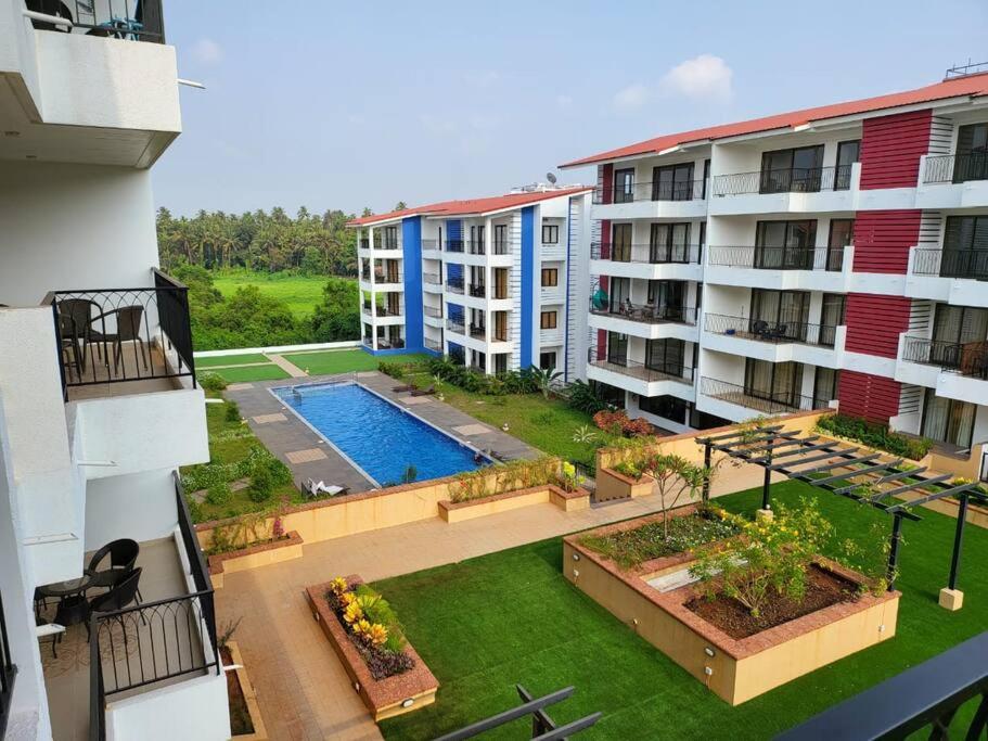 04-JenVin Luxury Homes - Pool view 1bedroom Apartment, North Goa view 3
