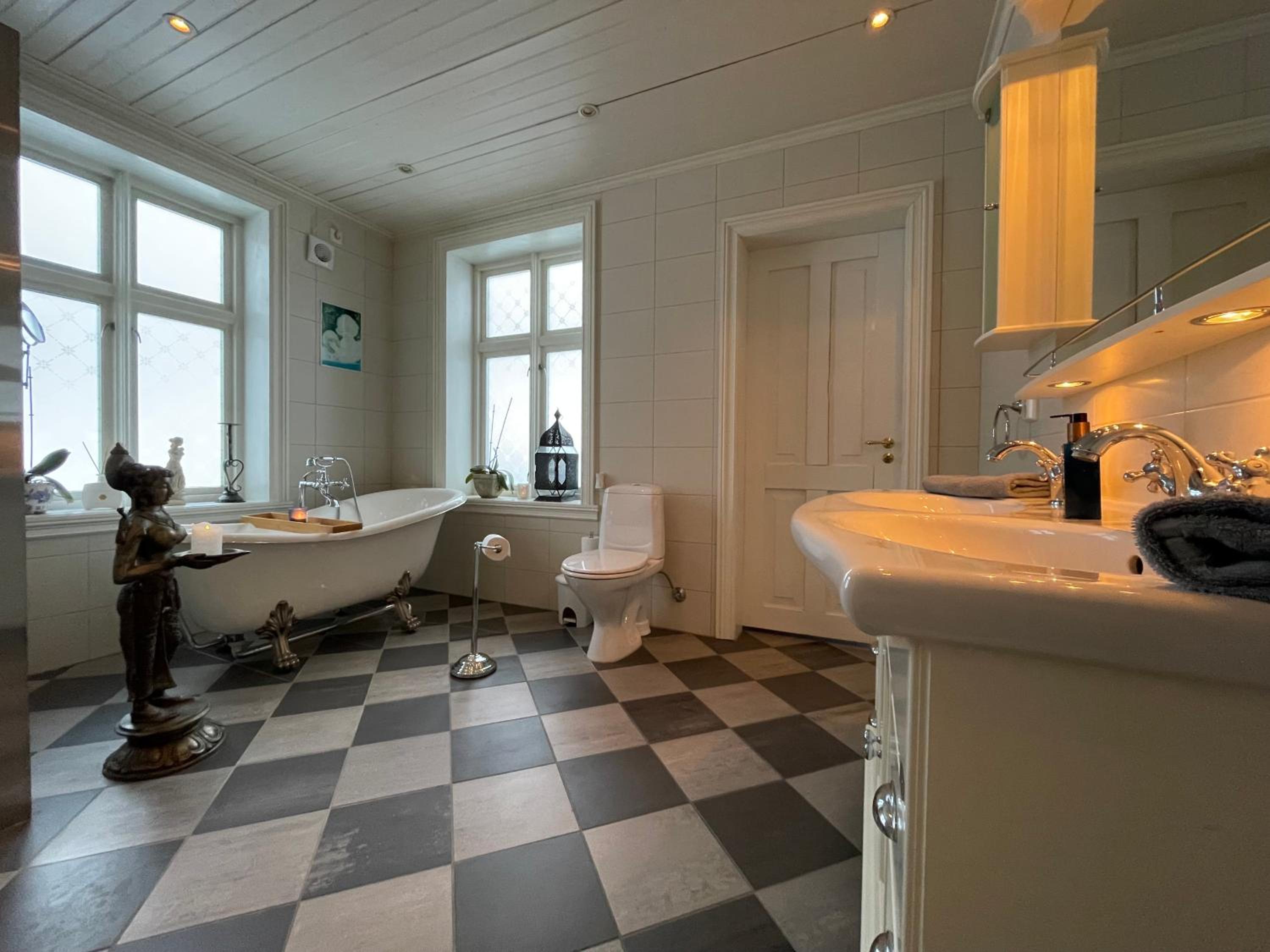 Monshaugen Home - Privat Retreat