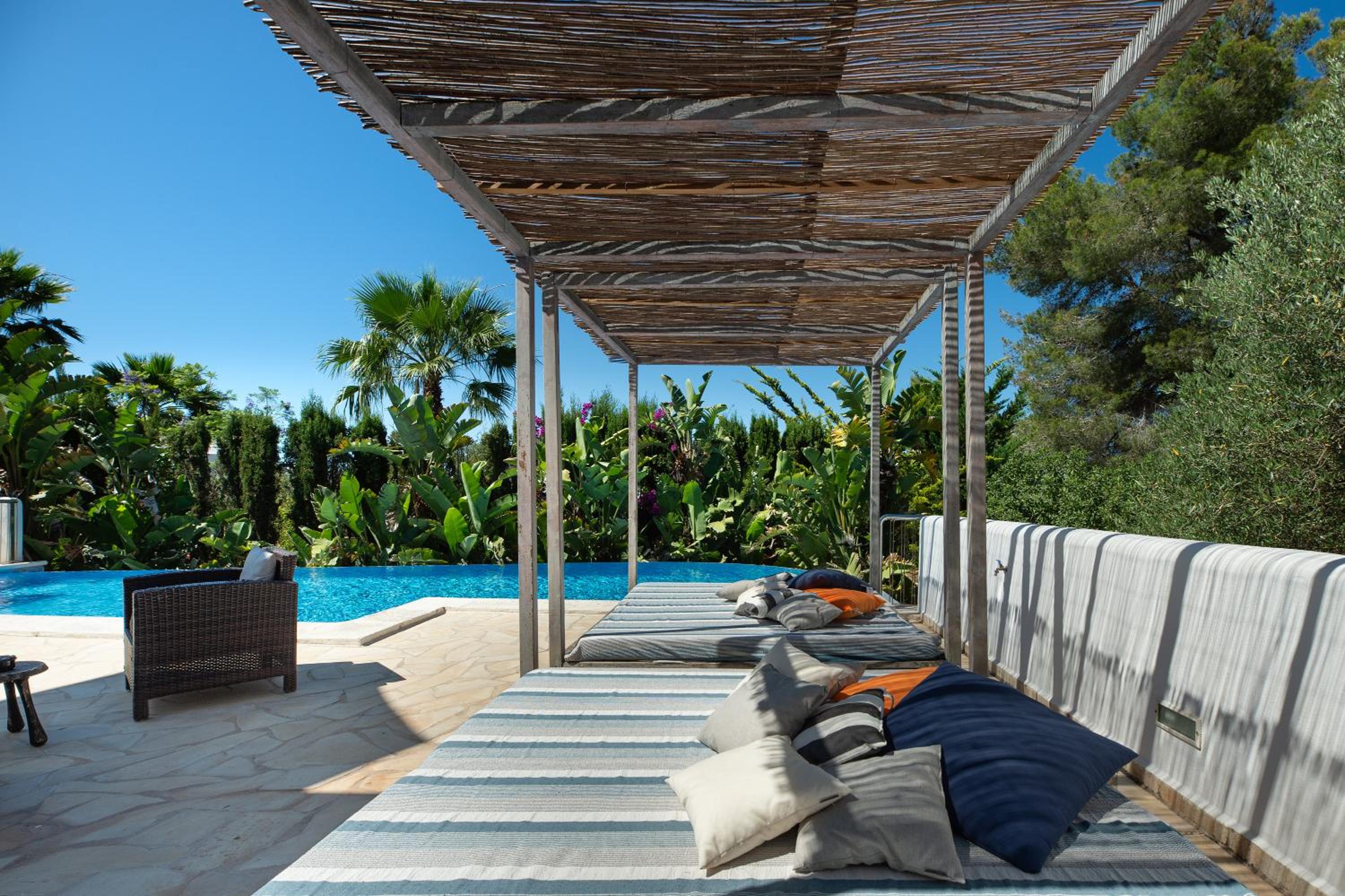 Villa Amarantos