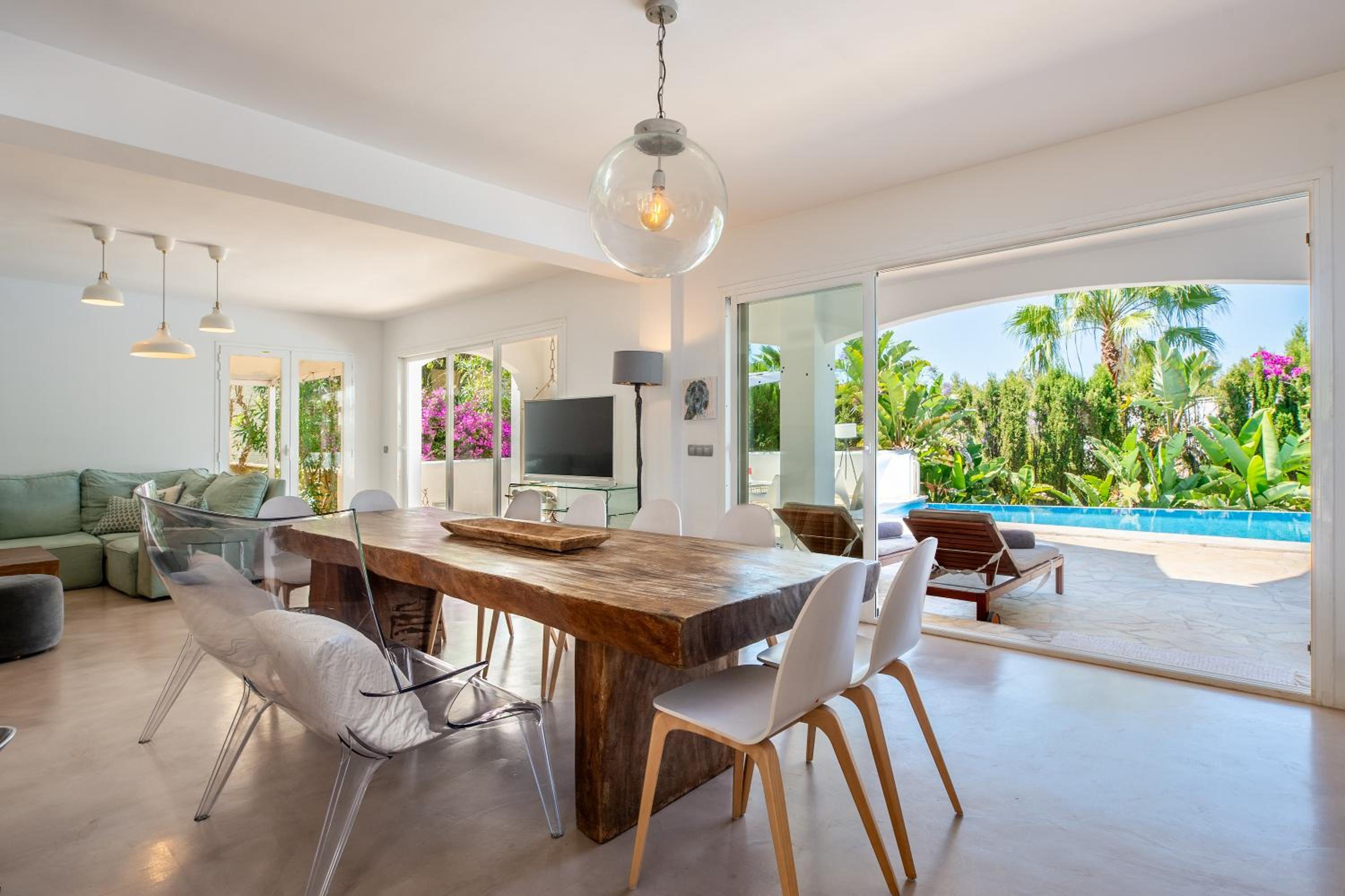 Villa Amarantos