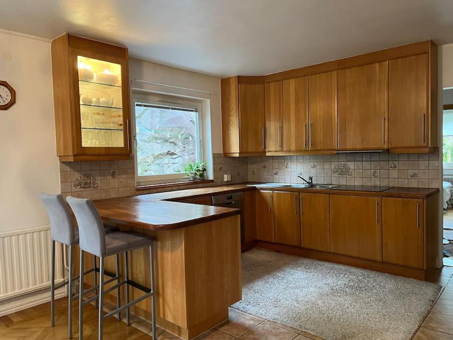 Grand villa with great location!