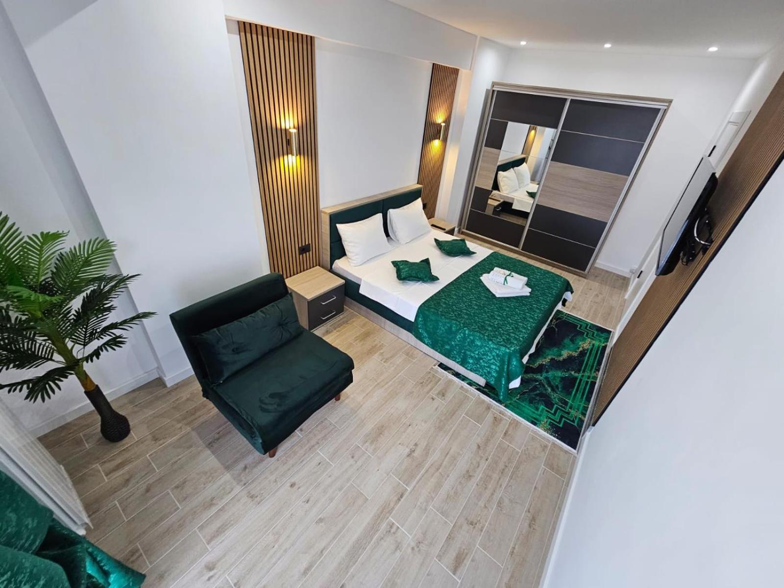 Prince Edward Infinity Beach Apartments - Resort & Spa - free parking view 5