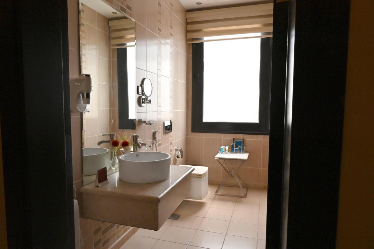 Q Suites Jeddah by EWA - Managed by HMH — photo 13