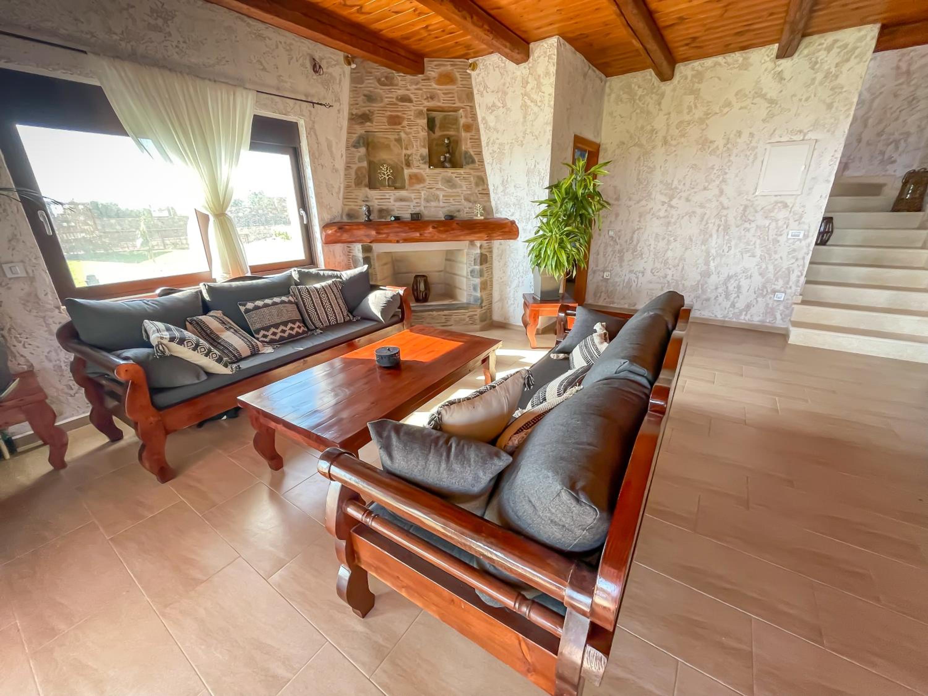 VILLA DEMETRA