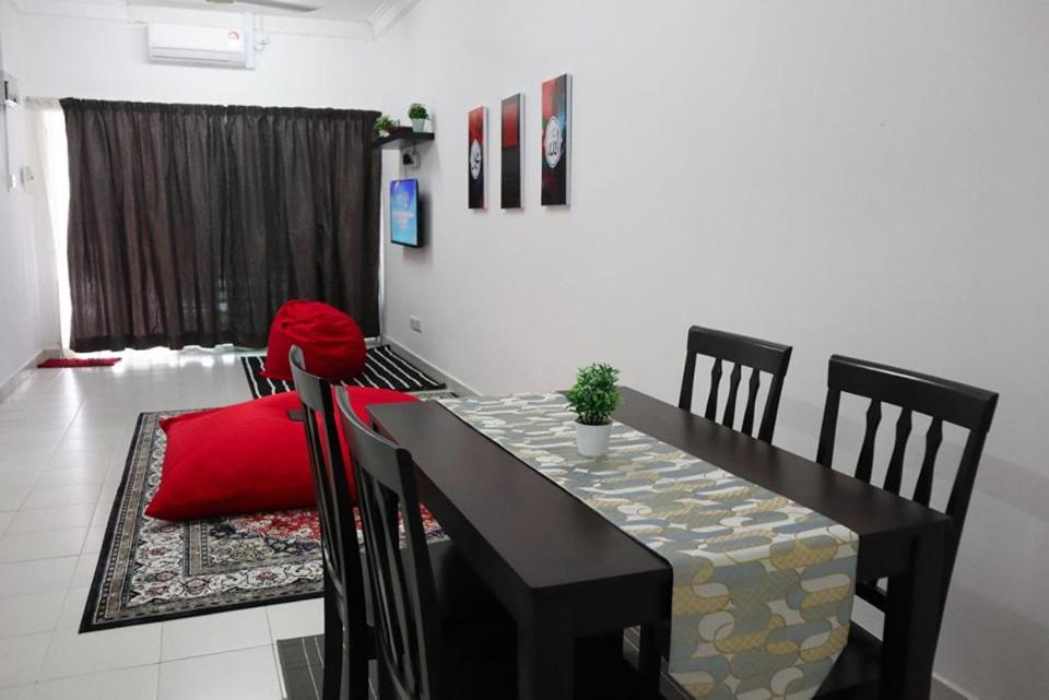 Two Bed Rooms -Cahaya Homestay Tanjung Malim - Mus lim only photo 6