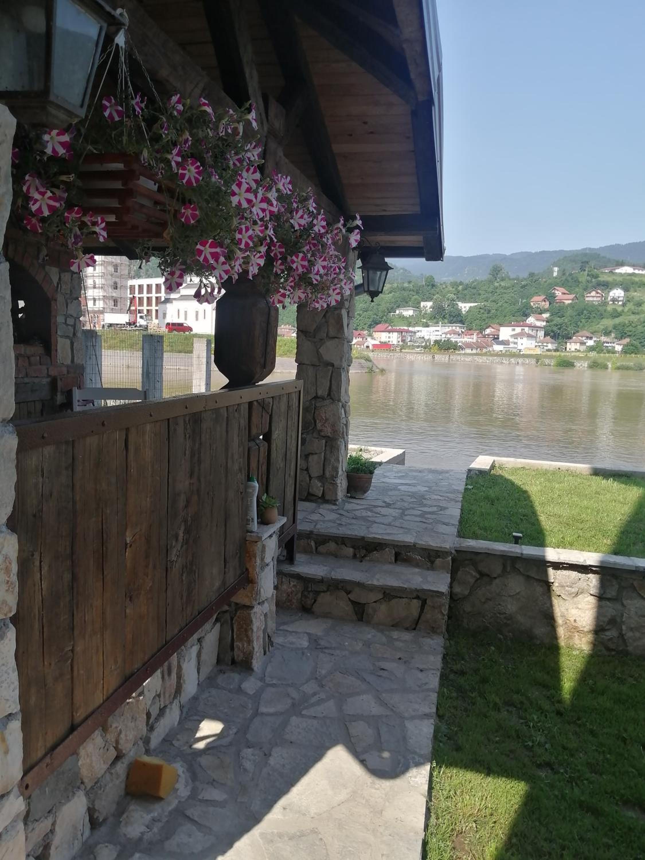 Vila Leolaz