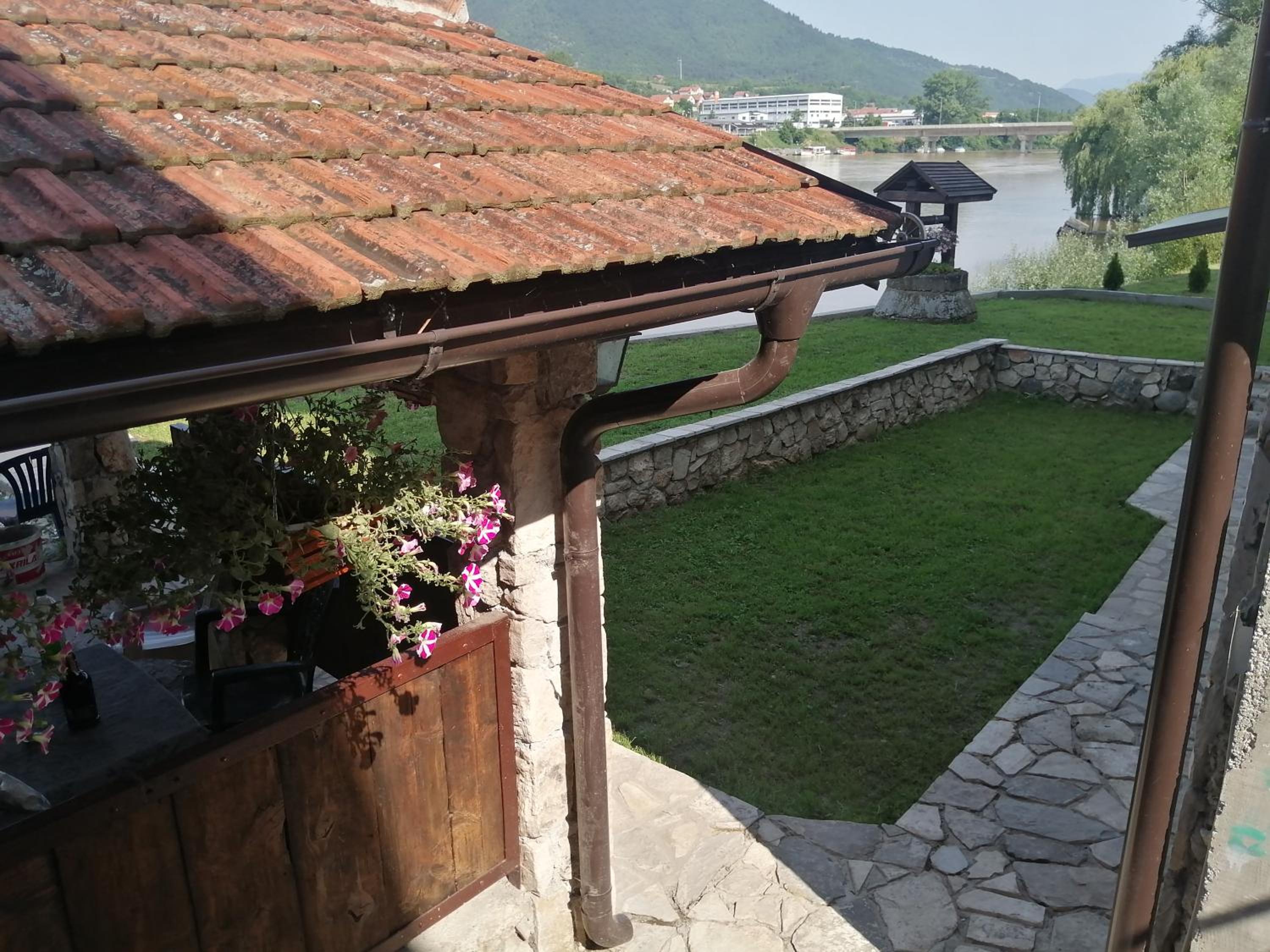Vila Leolaz