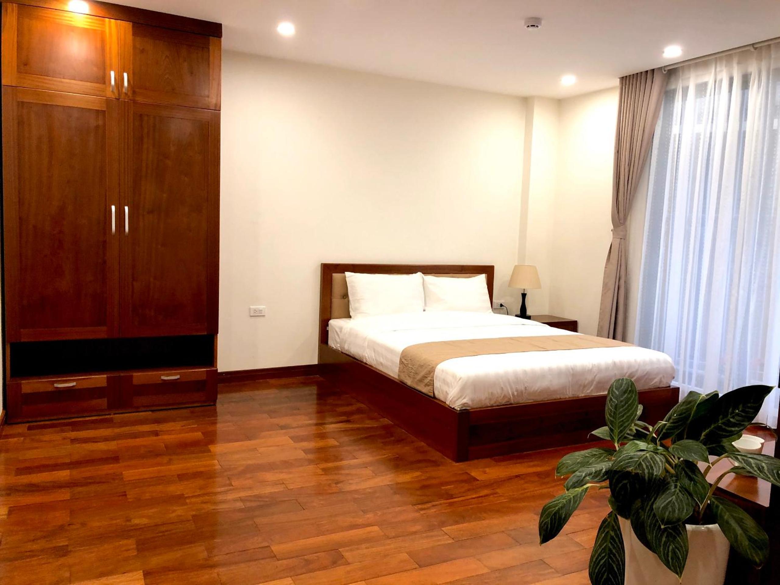 Sumitomo10 Apartment - Lane 12 Dao Tan street