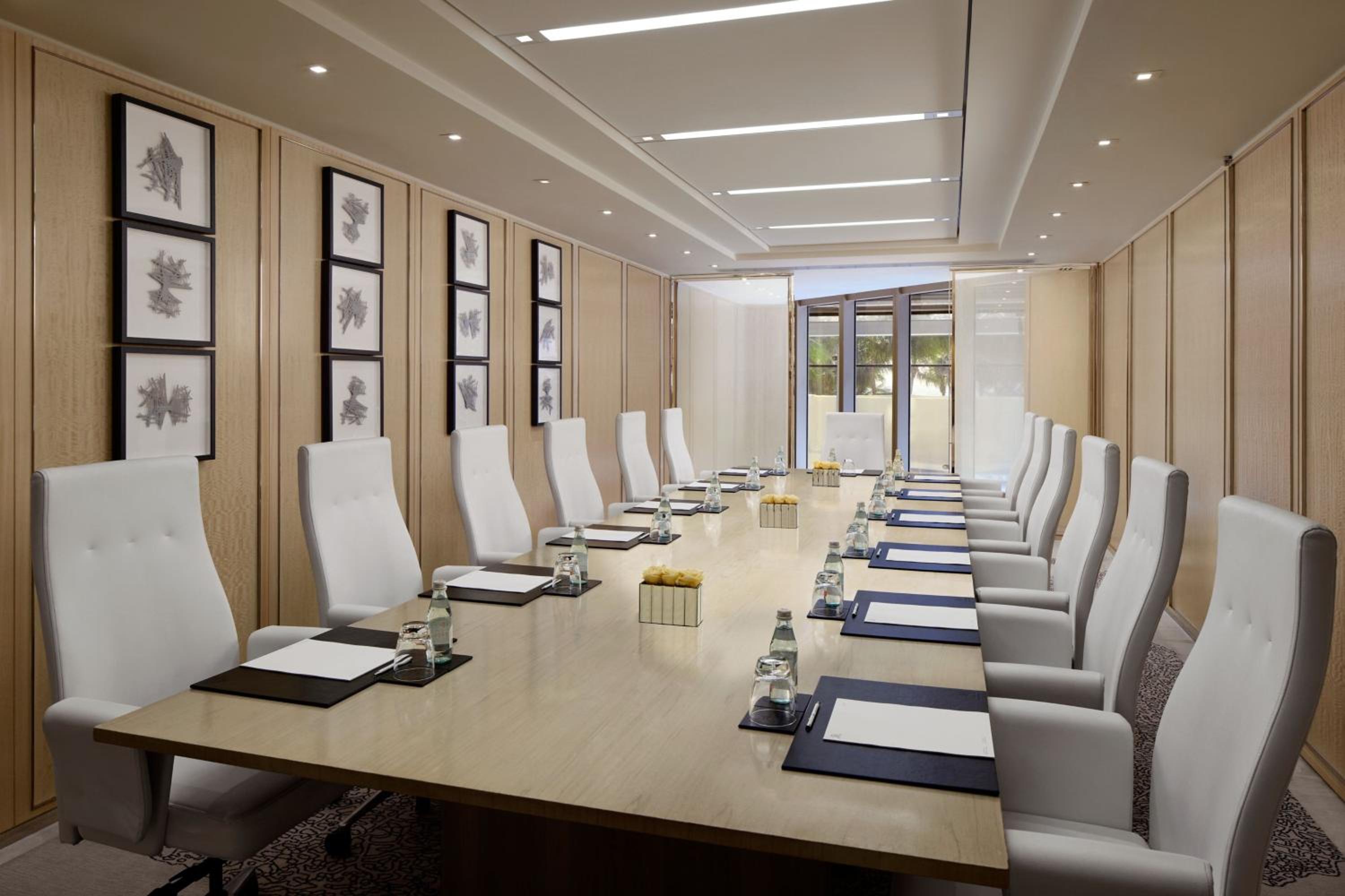 The St. Regis Bal Harbour Resort - Image 5