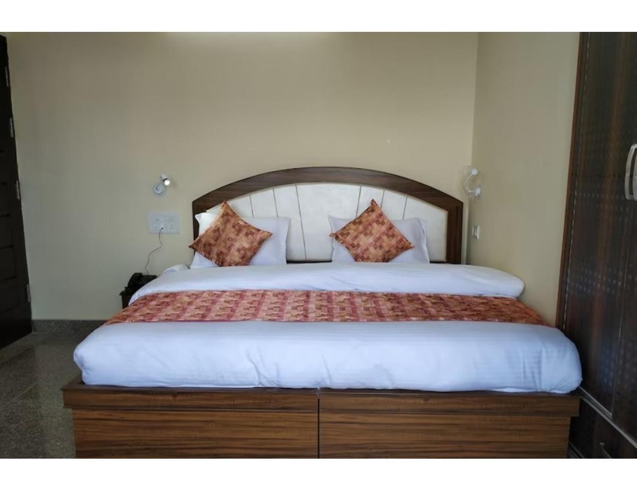Modern Homestay, Mussoorie
