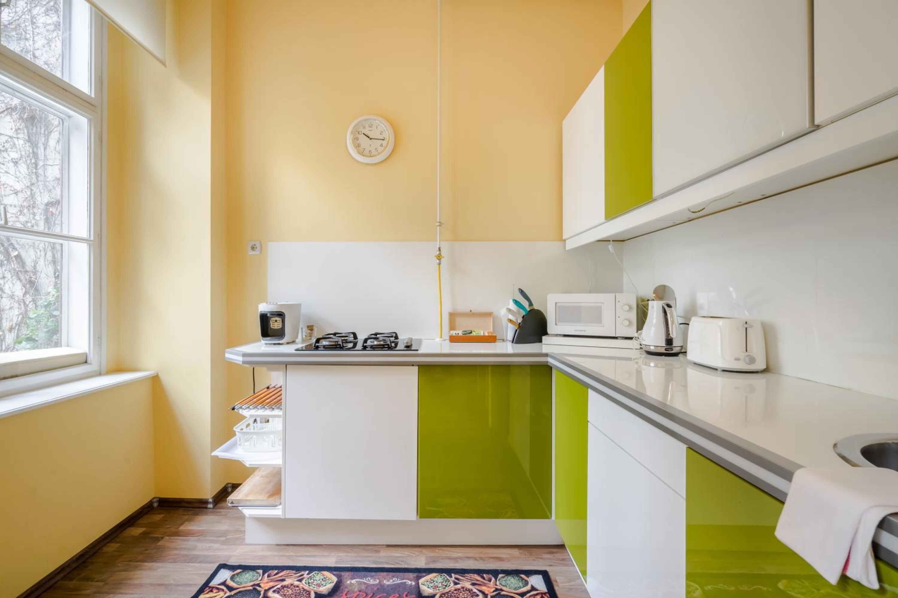 Pyvo Street Home with balcony near the Danube view 5