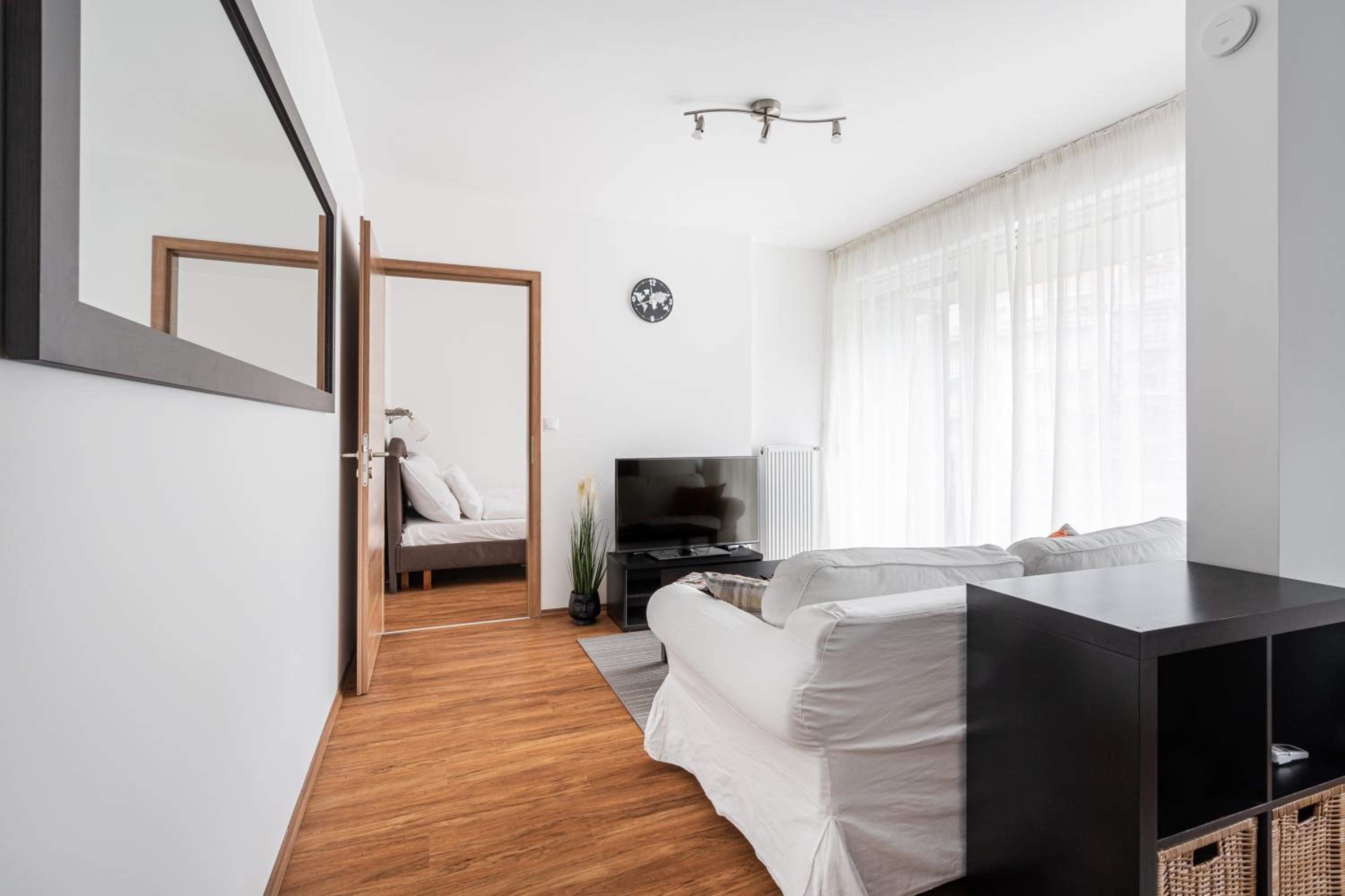 White Cascade Realty Apartment