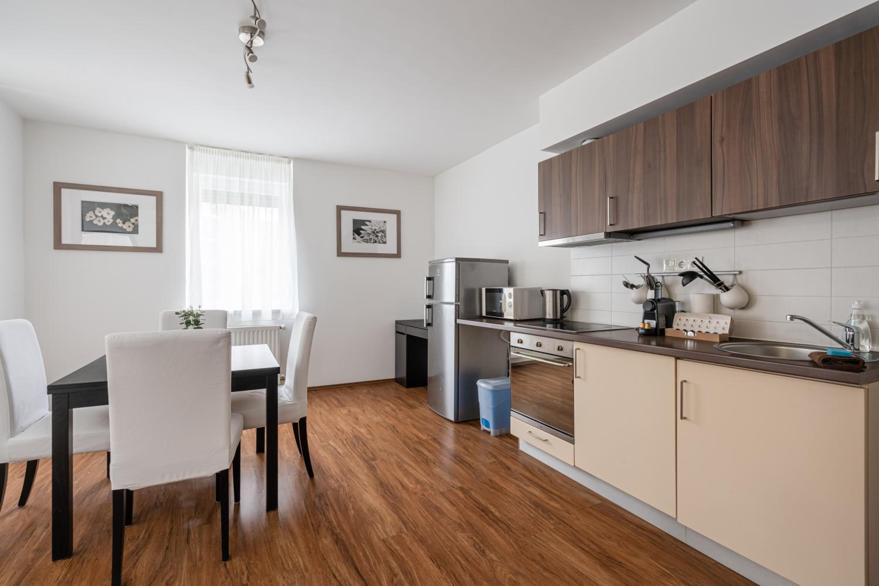 White Cascade Realty Apartment