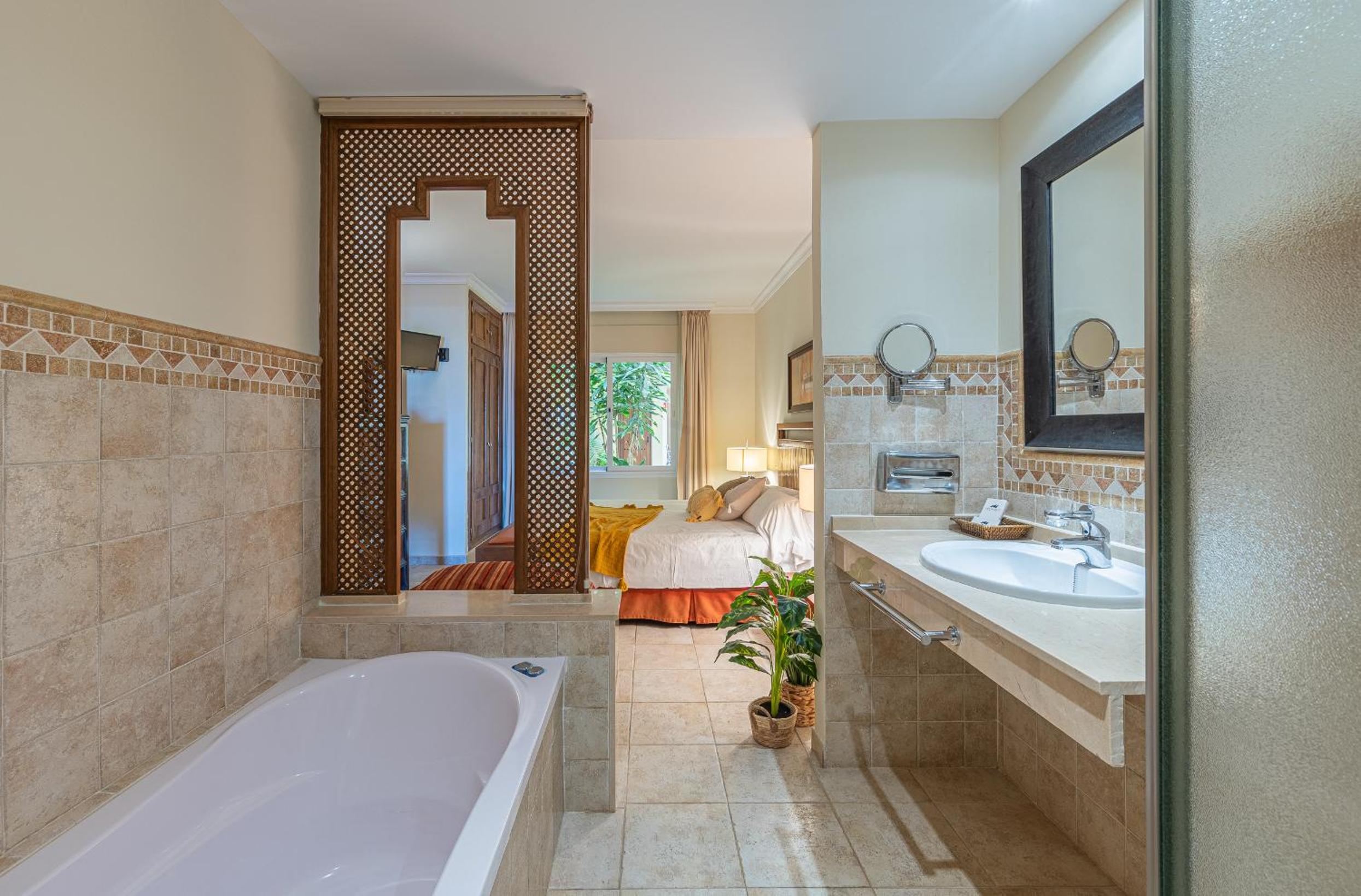 SANTA CRUZ SUITE Jardín con vistas Mijas Costa