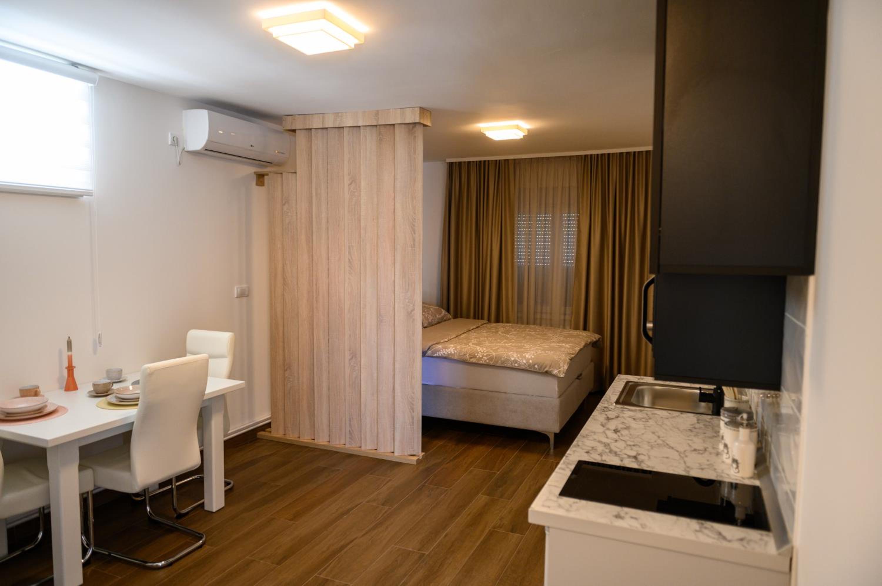 Bella Apartments