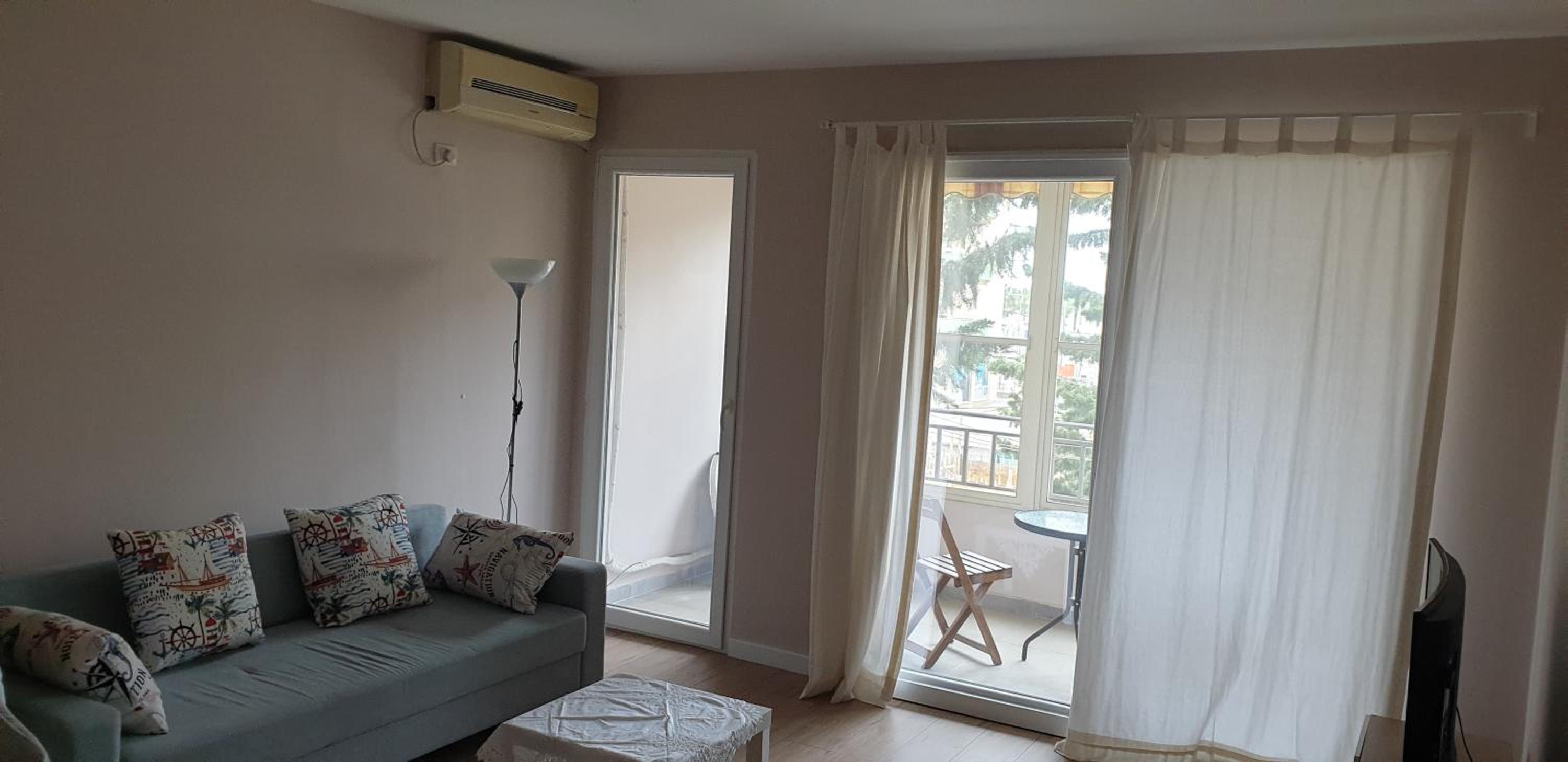 Near beach apartment. photo 4