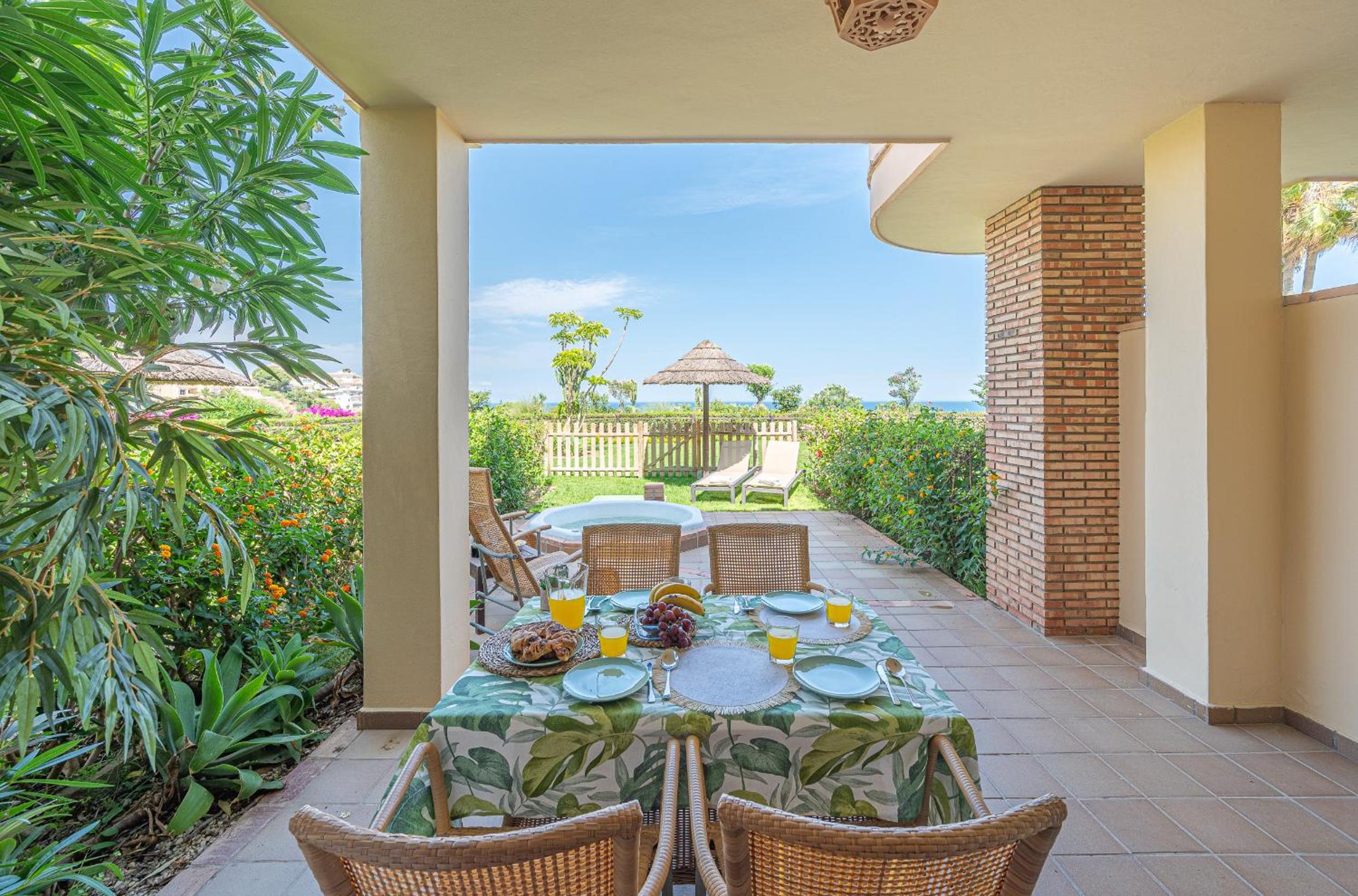 SANTA CRUZ SUITE Jardín con vistas Mijas Costa