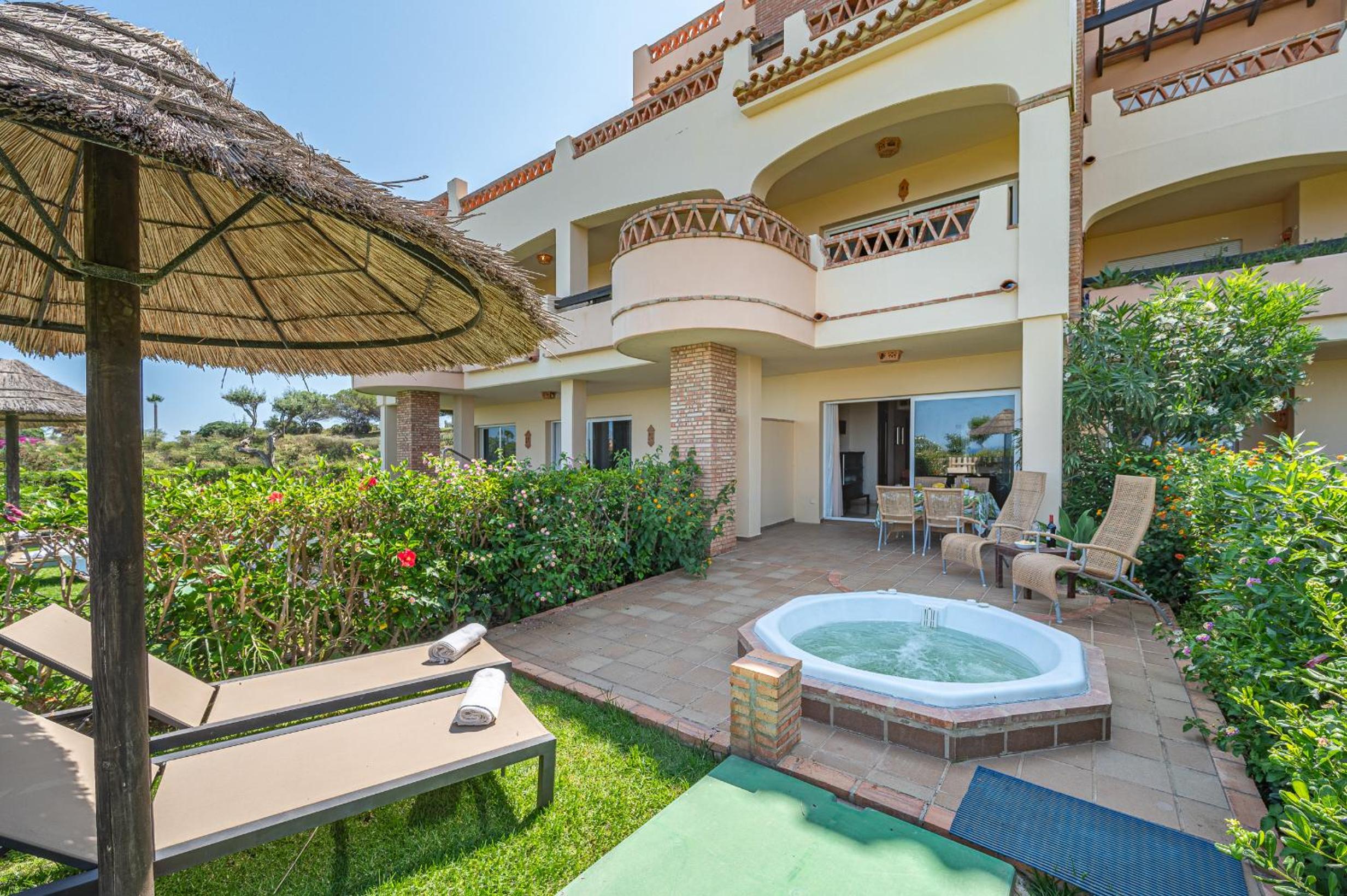 SANTA CRUZ SUITE Jardín con vistas Mijas Costa