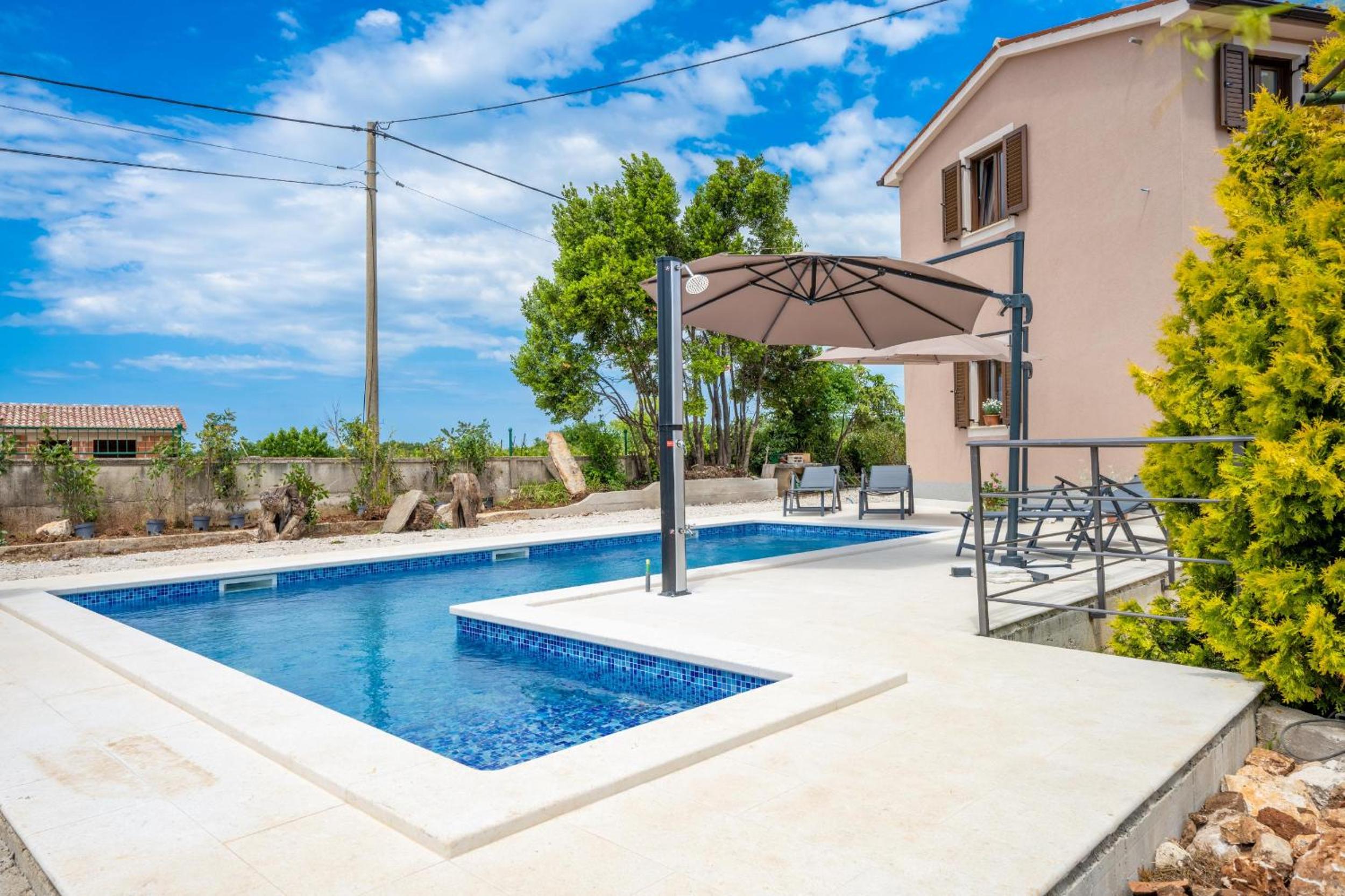 Holiday house Balarini view 4