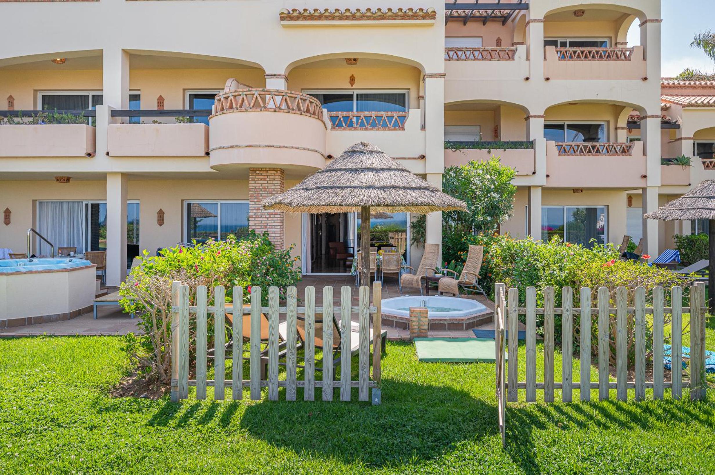 SANTA CRUZ SUITE Jardín con vistas Mijas Costa